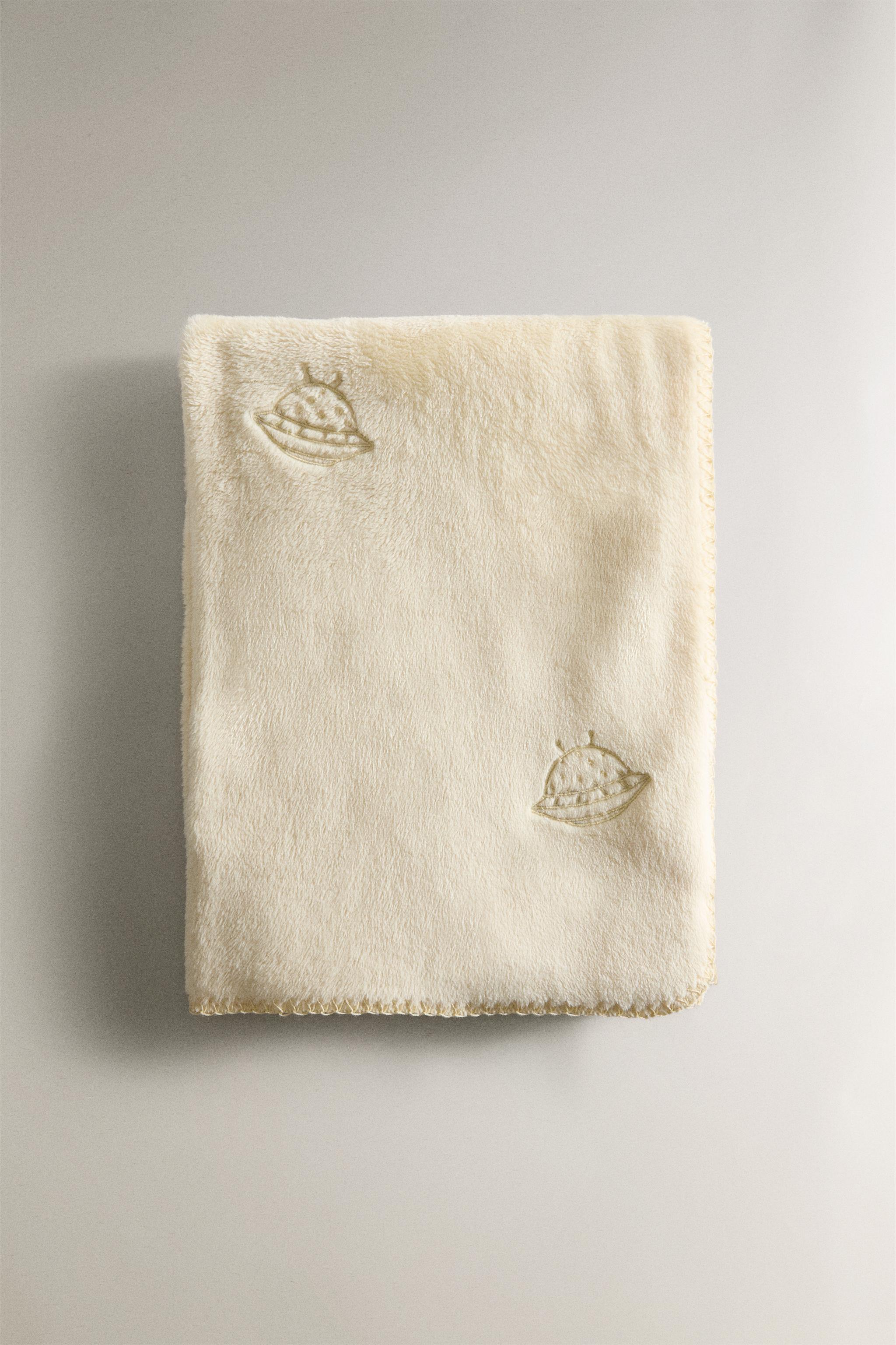 CHILDREN'S SPACESHIP FLEECE BLANKET