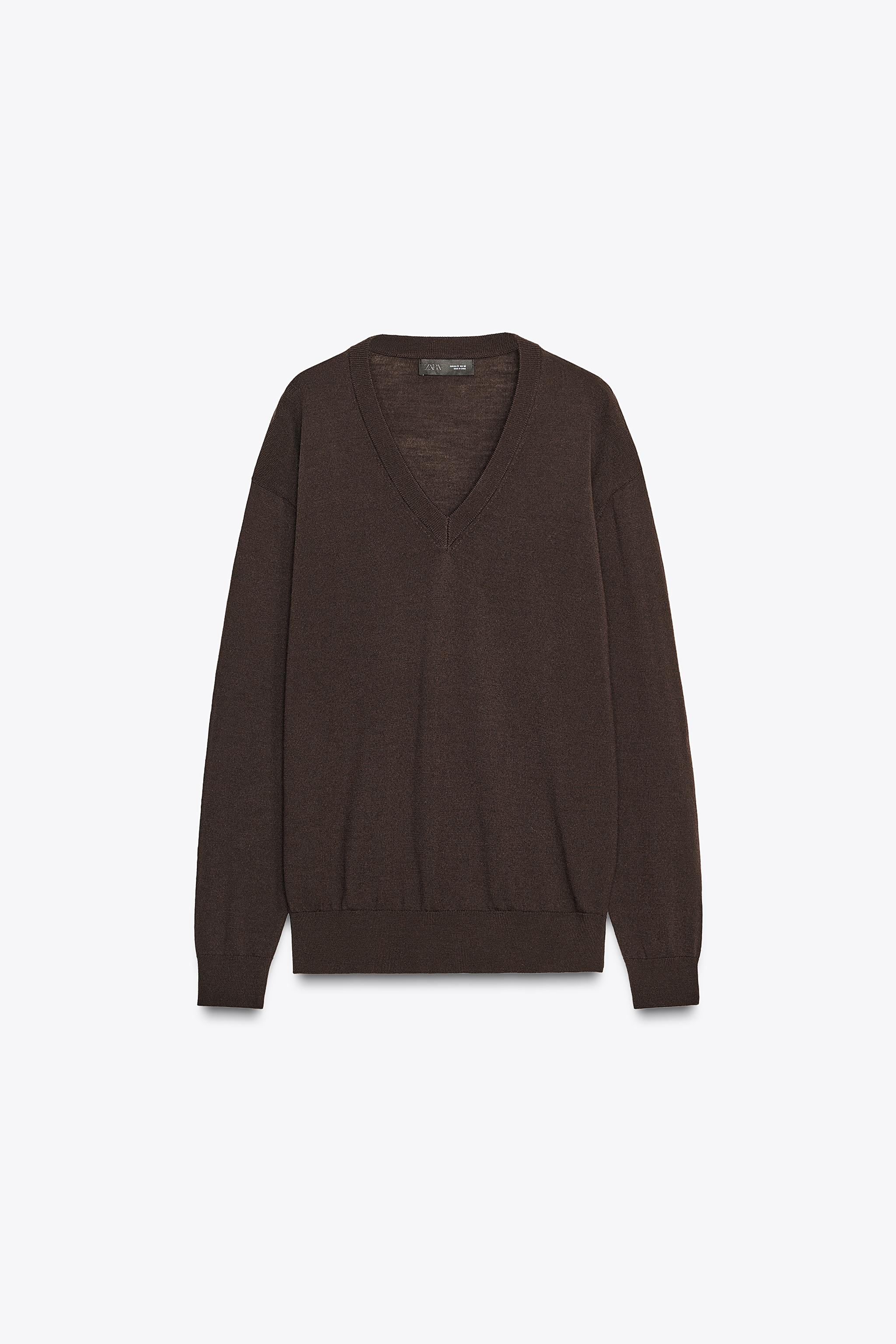 100% WOOL KNIT V-NECK SWEATER