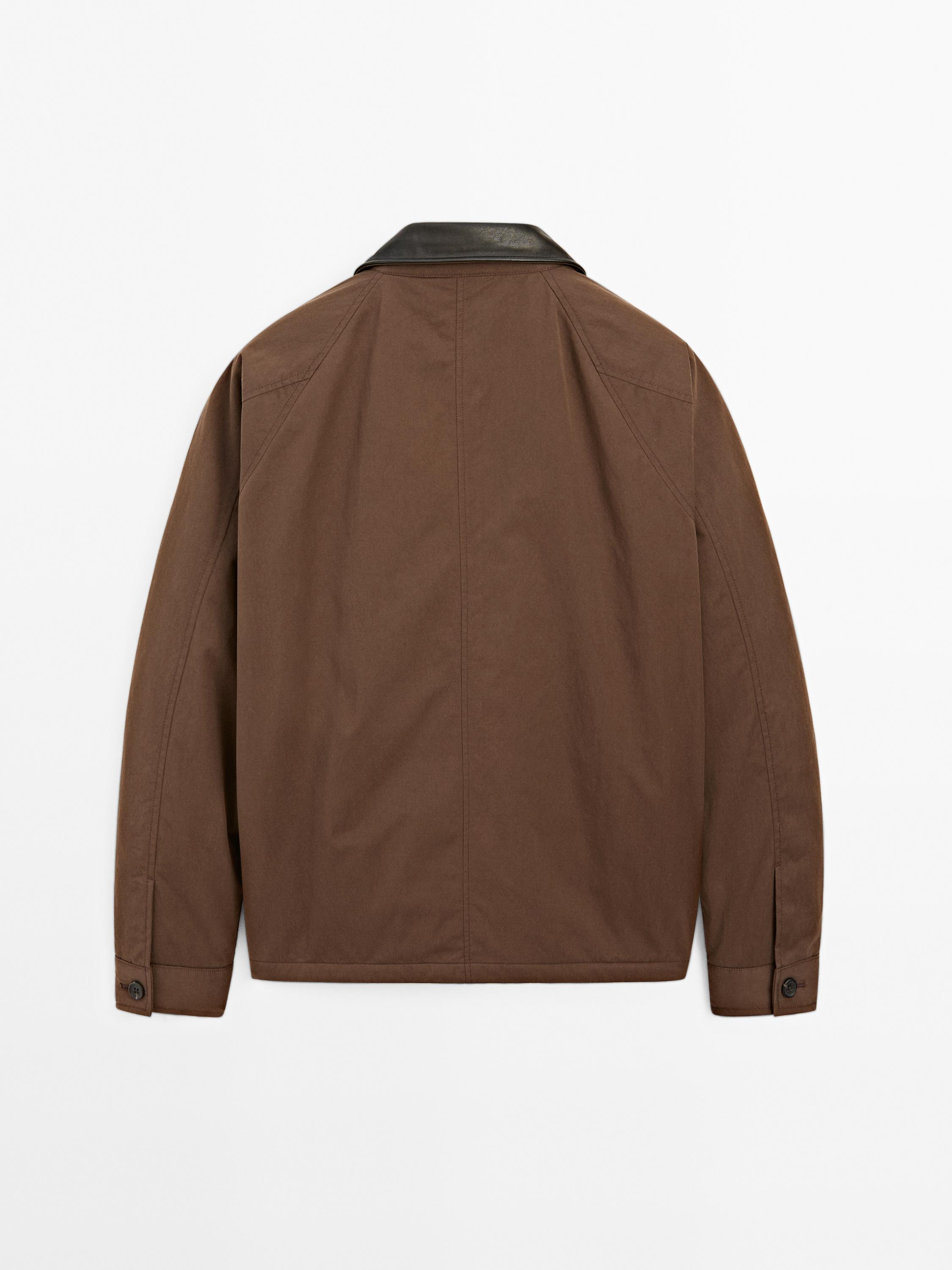 Short parka with collar detail