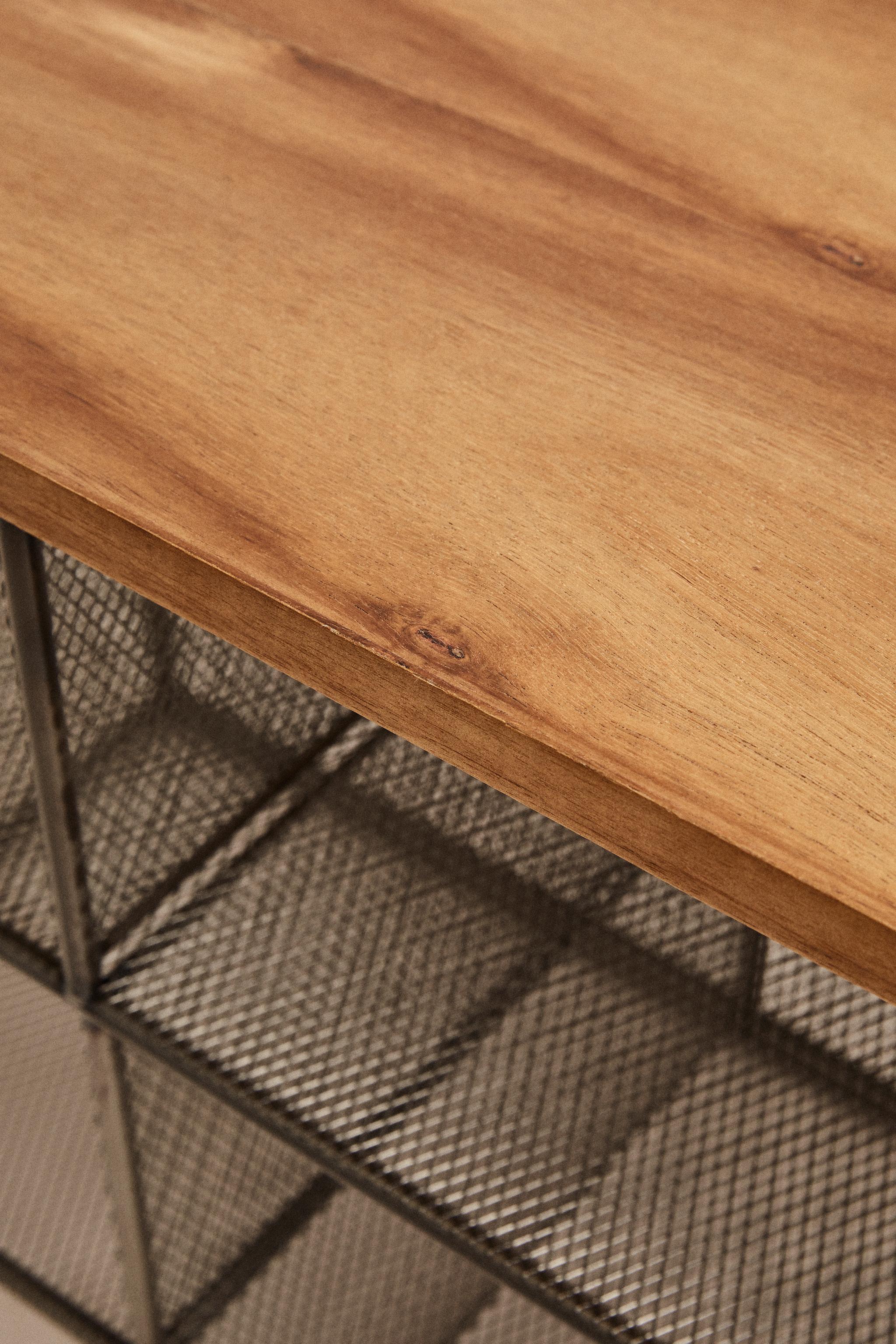 METAL AND WOOD BENCH