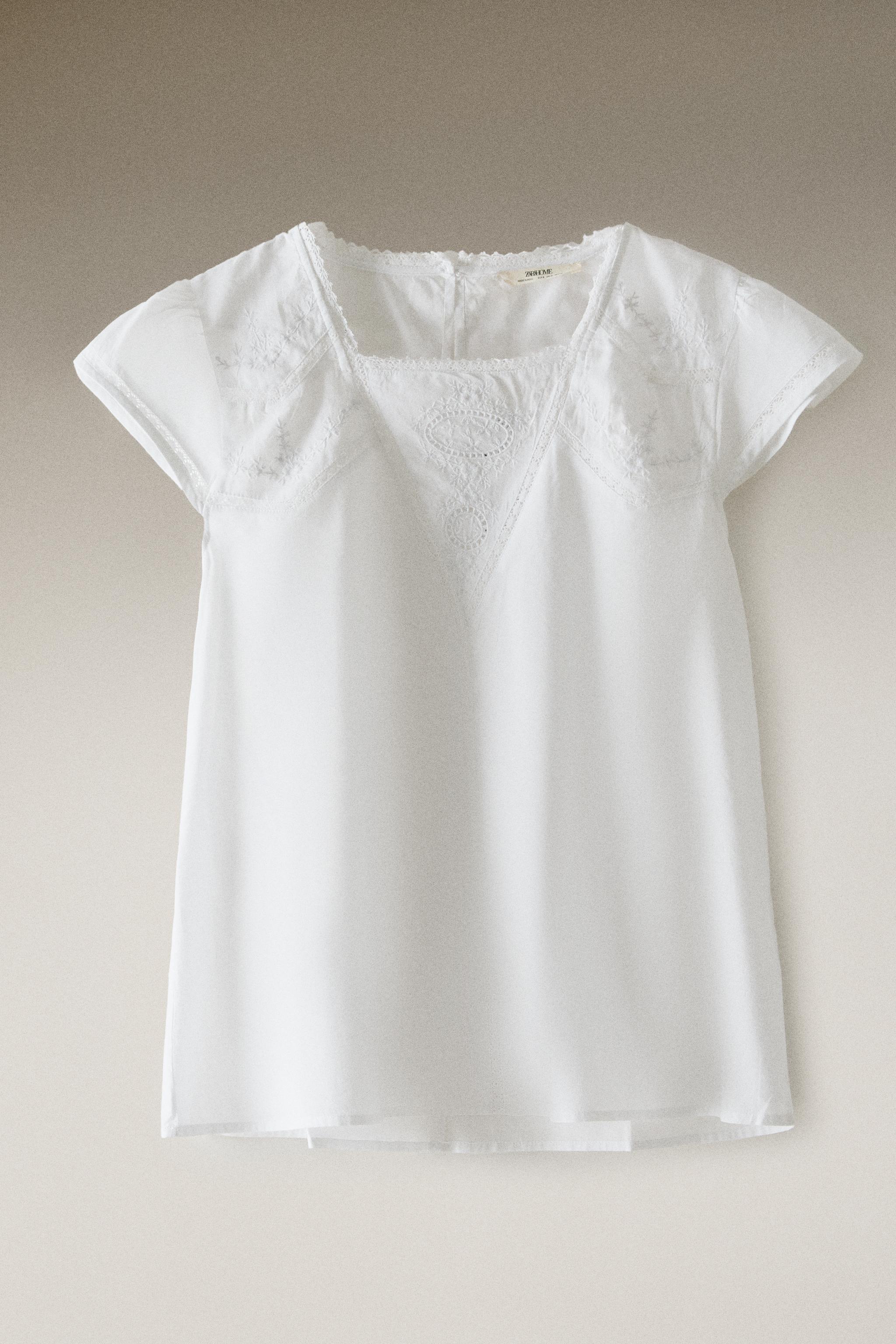 LACE AND EMBROIDERY T-SHIRT
