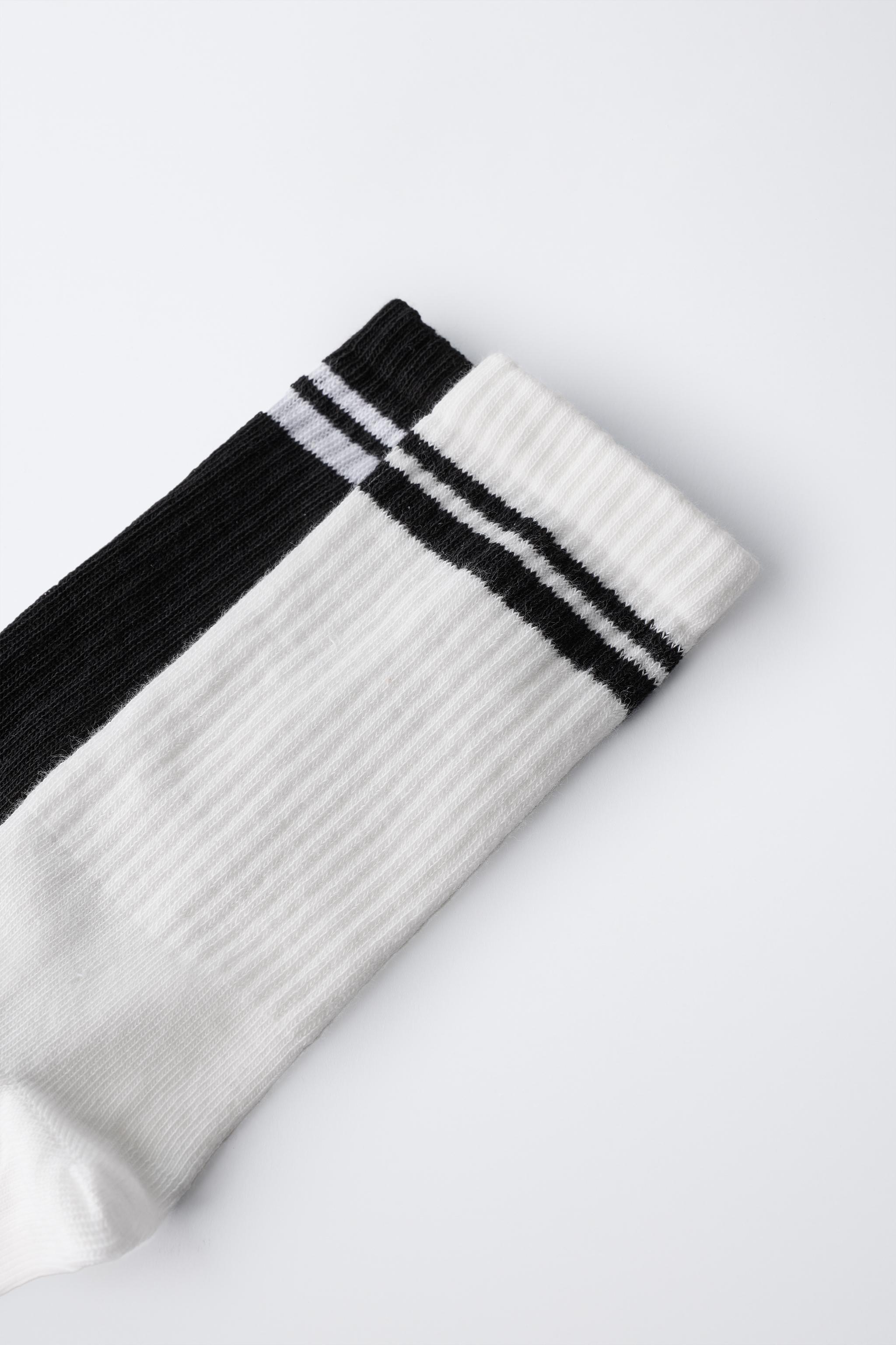 TWO-PACK OF SPORT SOCKS