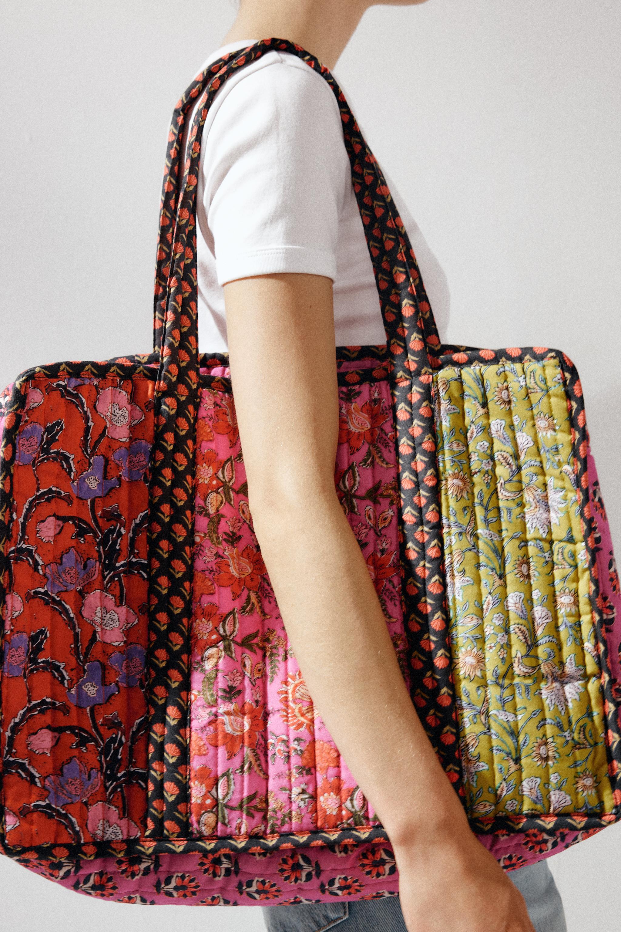 FLORAL PRINT QUILTED BAG