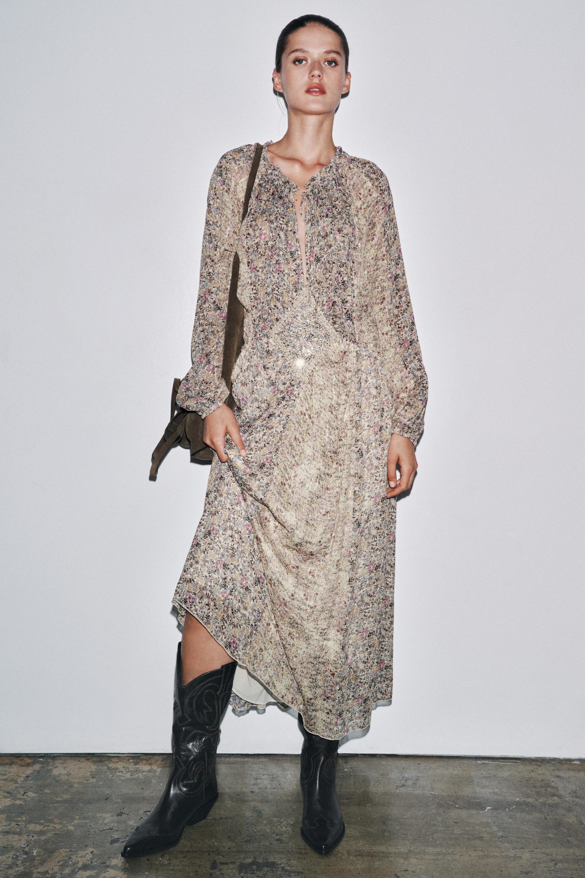 EMBROIDERED LEATHER COWBOY BOOTS