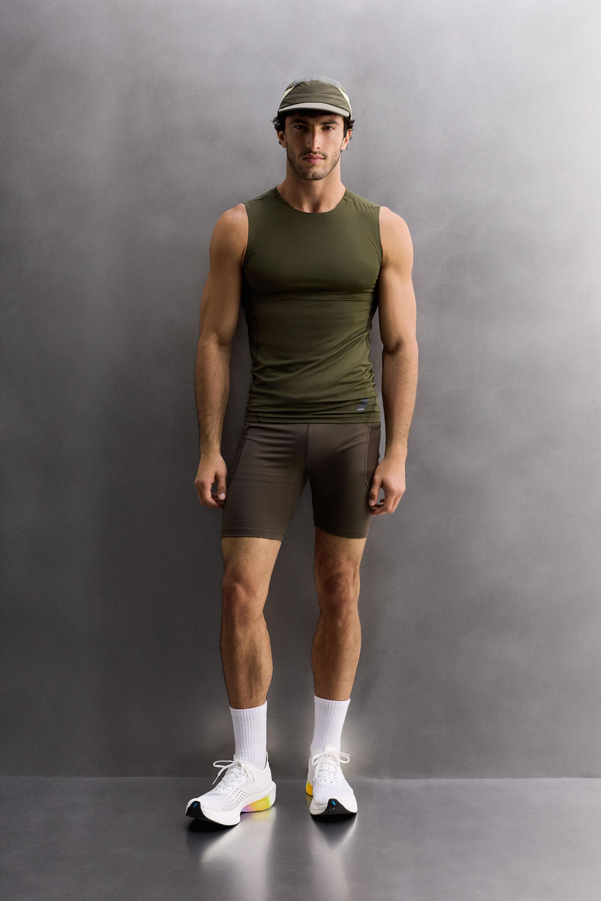 COMPRESSION TANK TOP