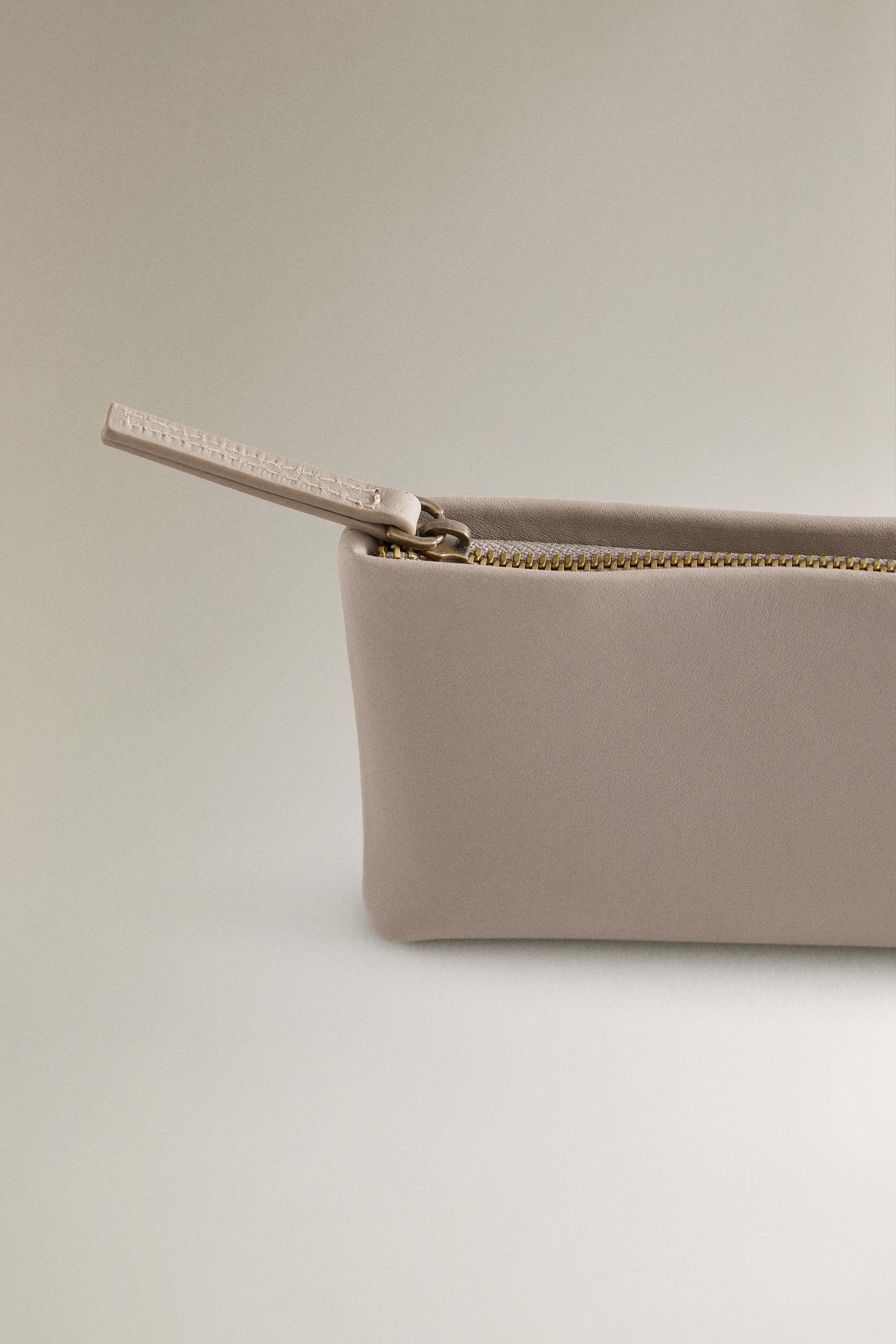 LEATHER OBJECT HOLDER CASE