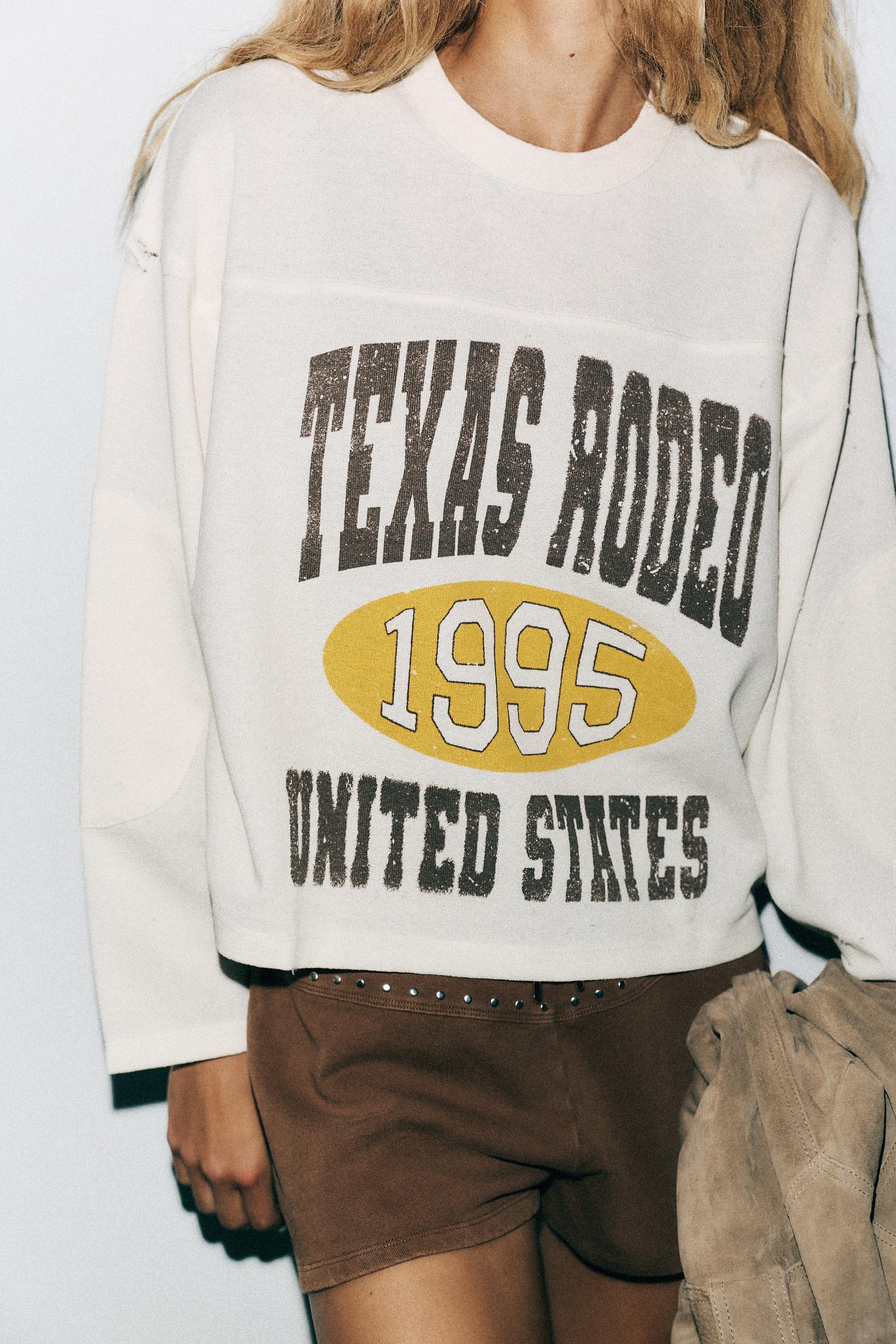 TEXT SWEATSHIRT