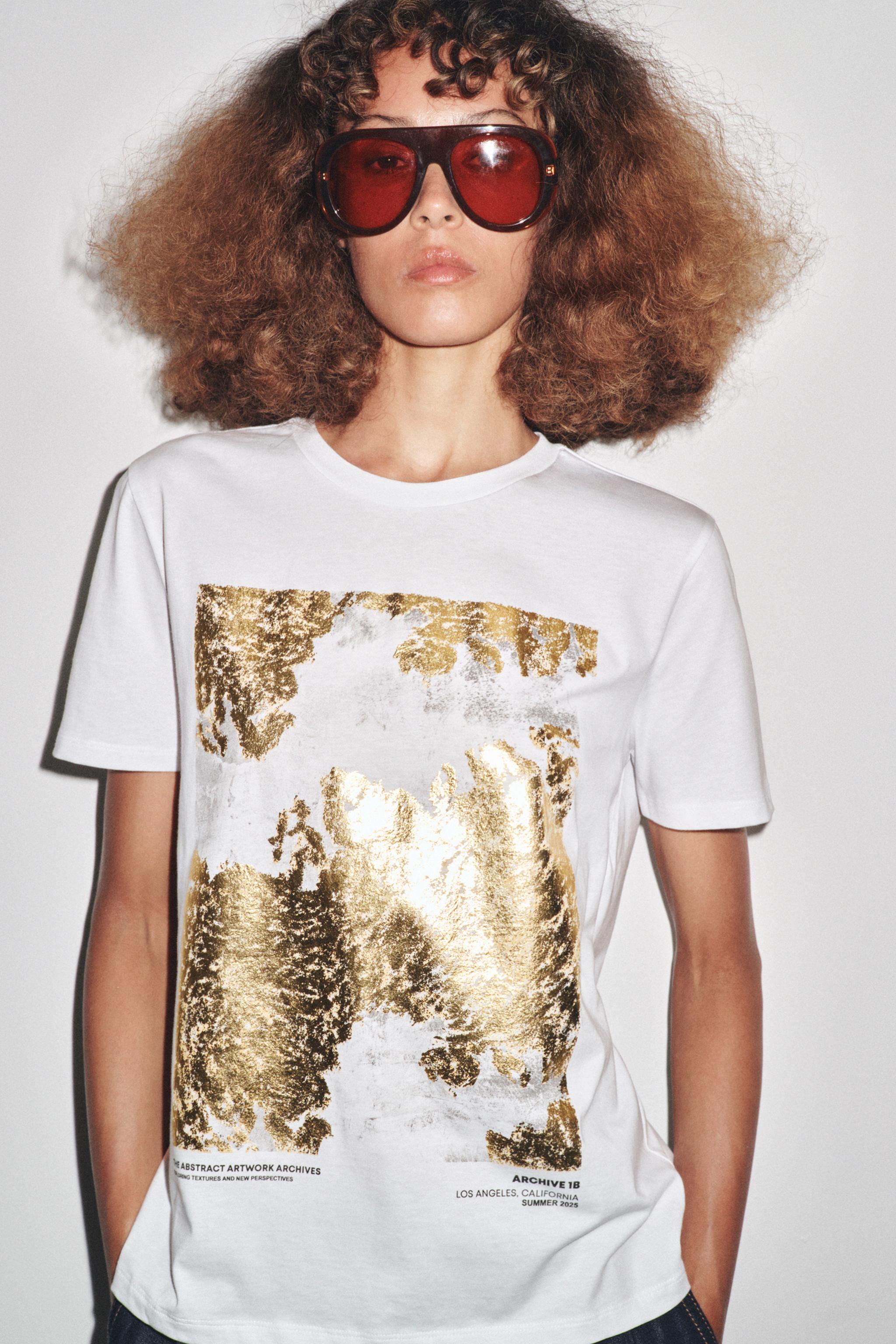 METALLIC PRINT T-SHIRT