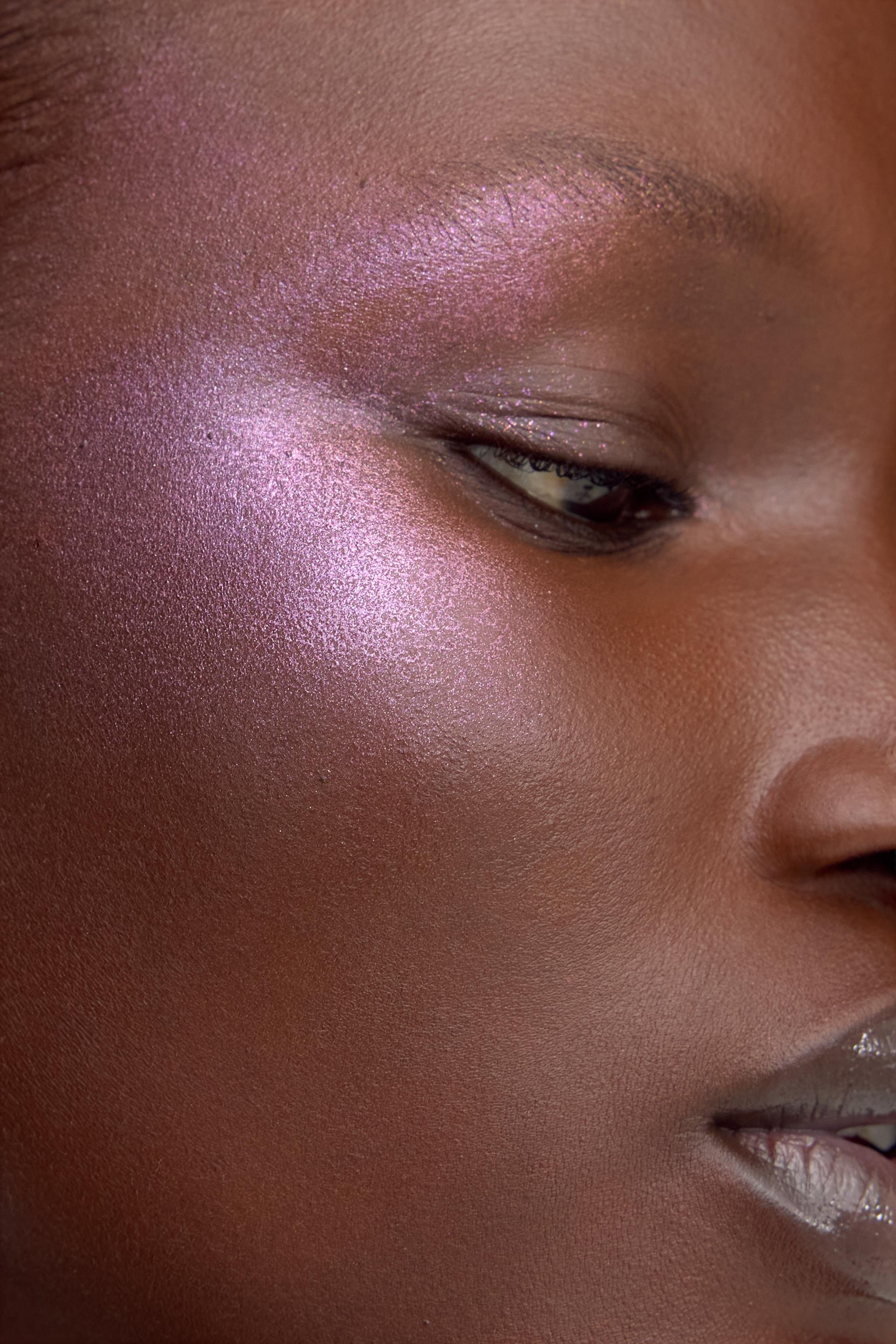 LIQUID HIGHLIGHTER - DREAMLAND