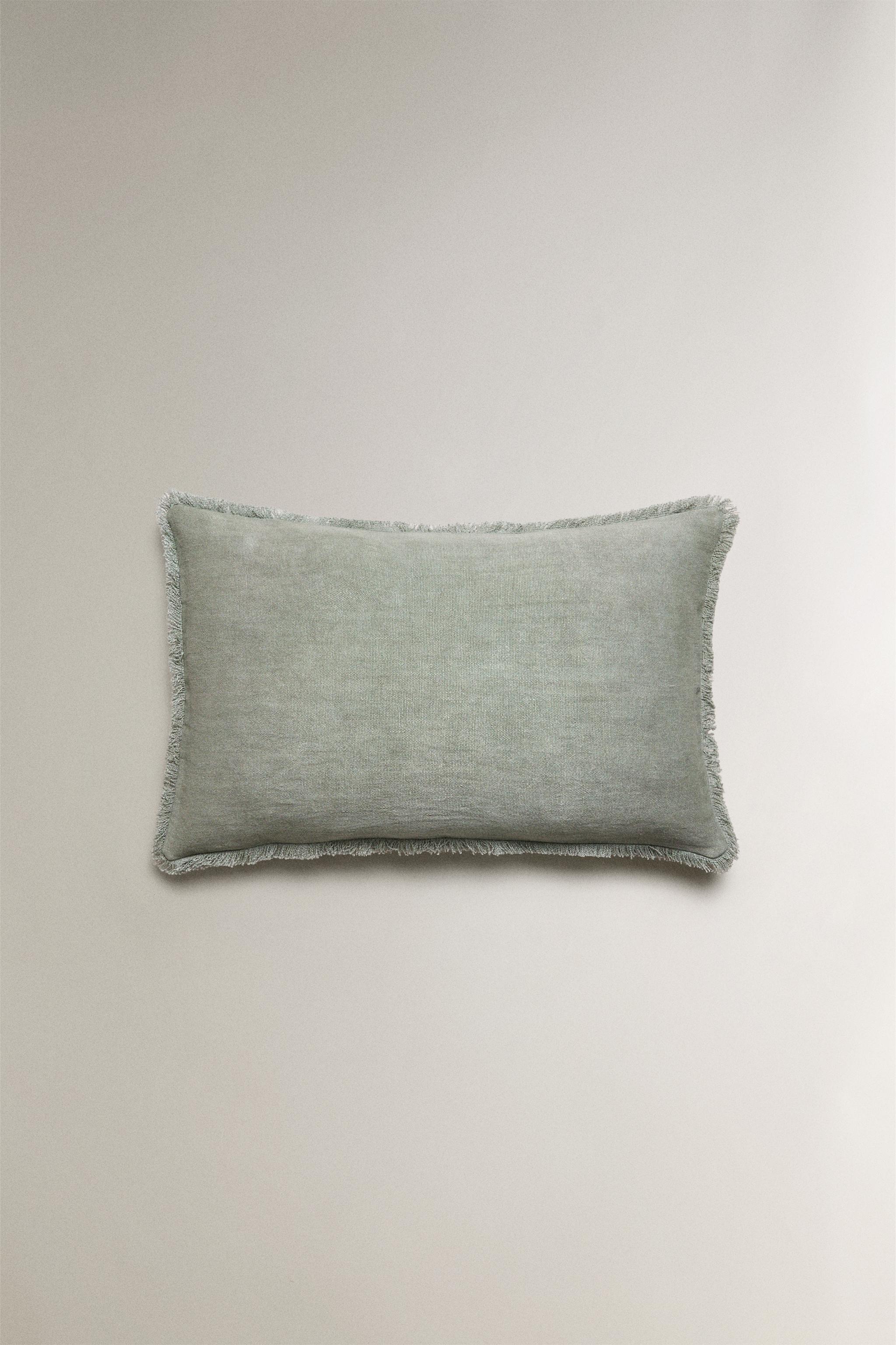 FRINGED THROW PILLOW COVER