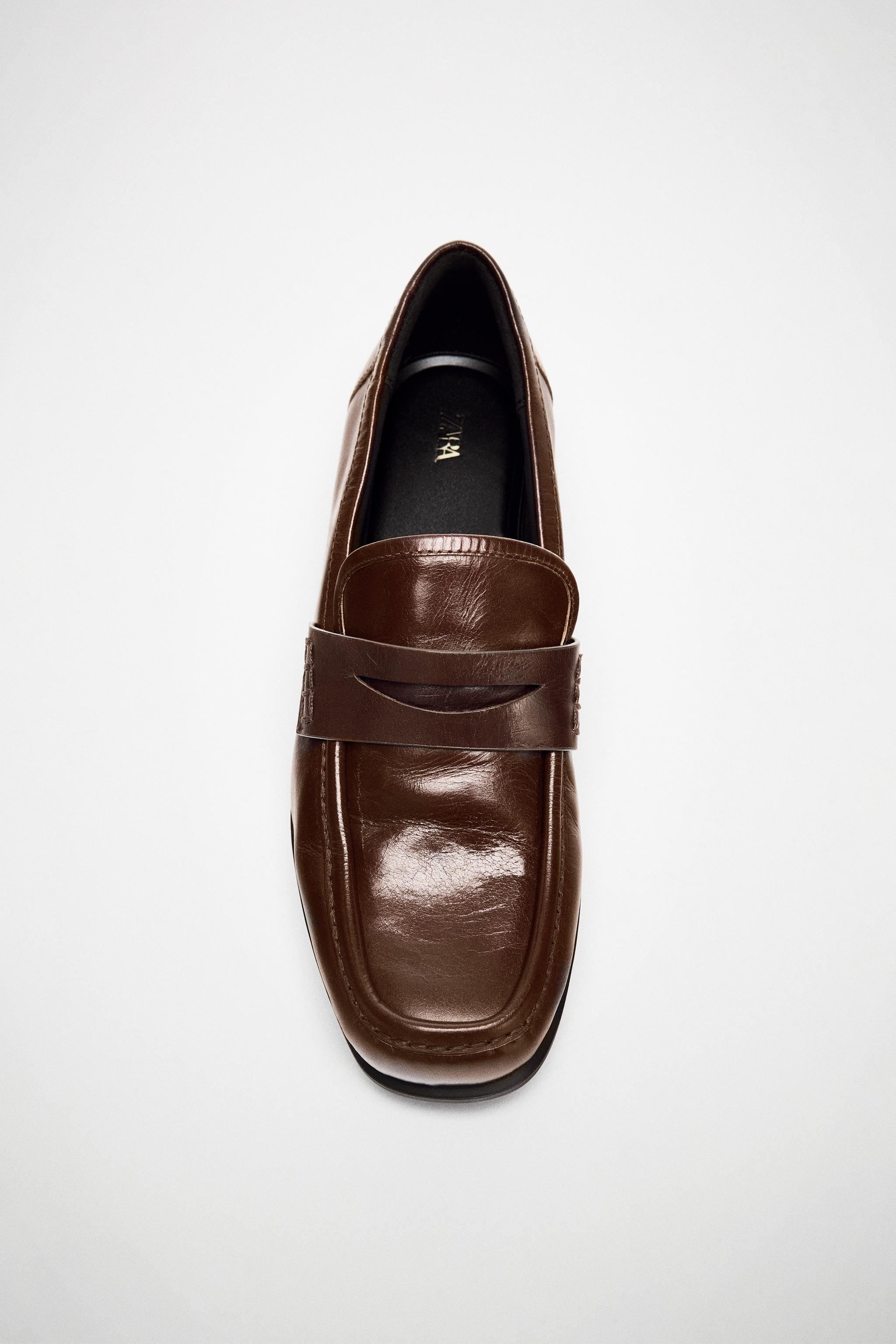 LEATHER LOAFERS
