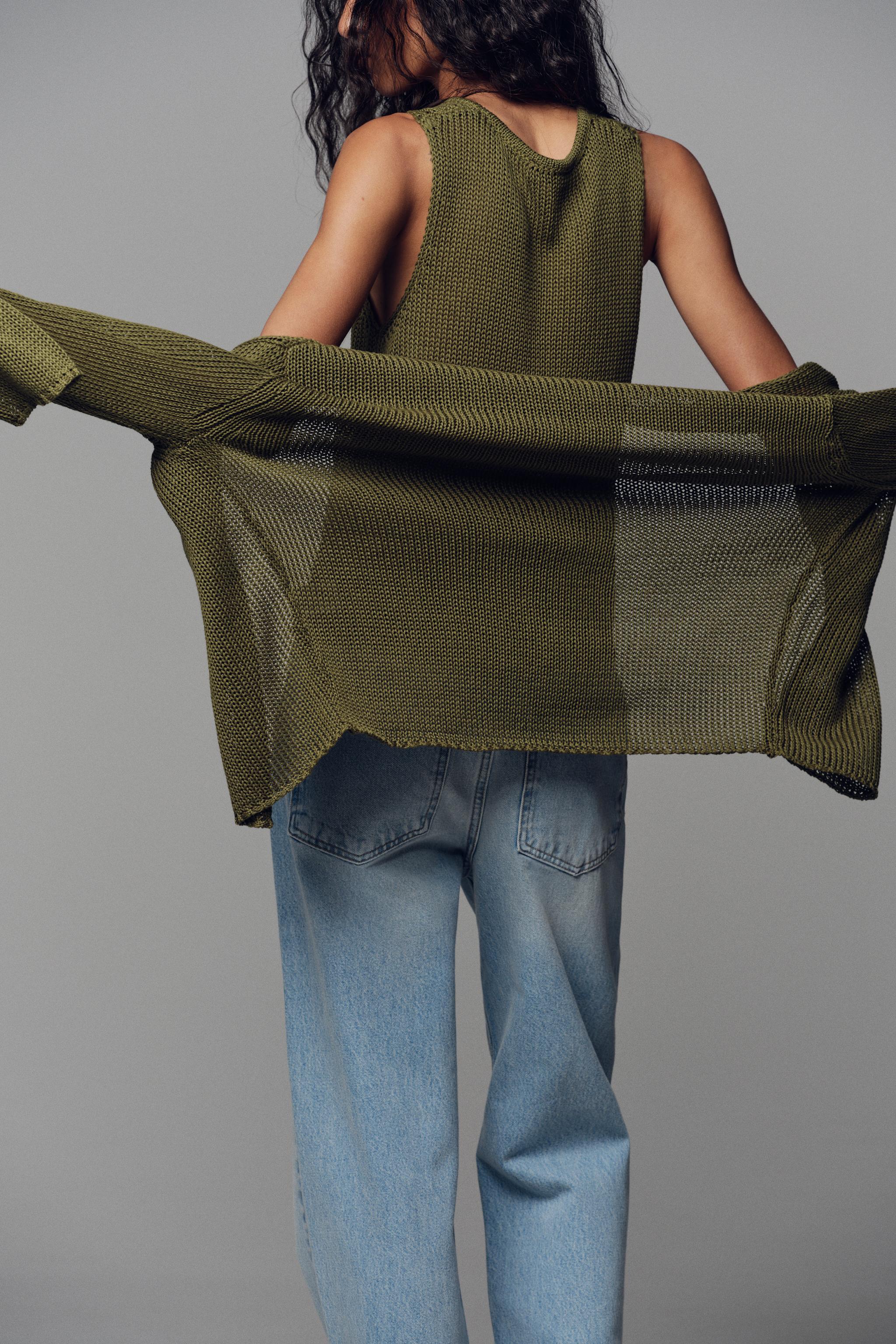 100% COTTON KNIT TOP