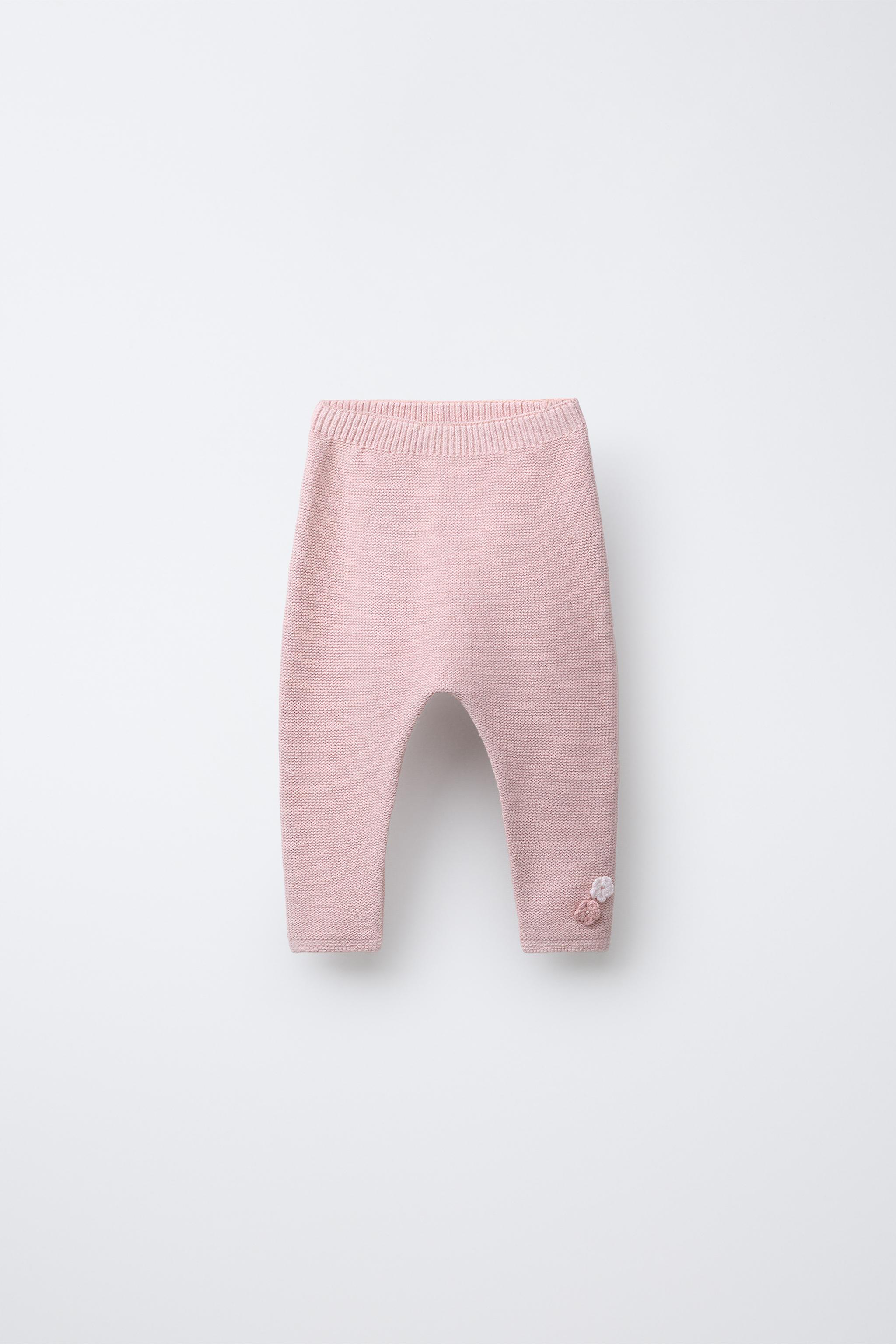 CROCHETED FLOWER KNIT PANTS