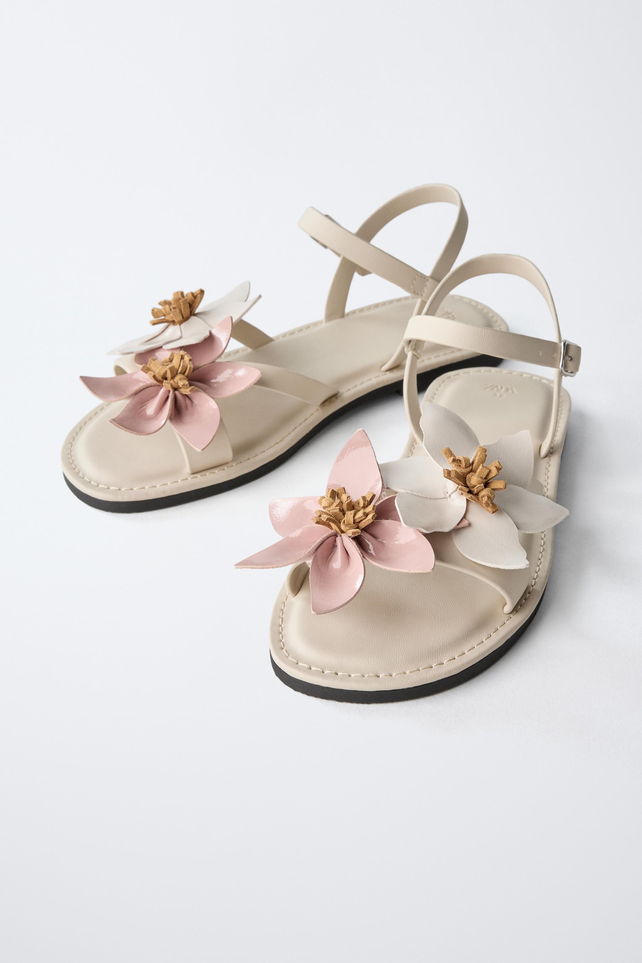 3D FLOWER SANDALS