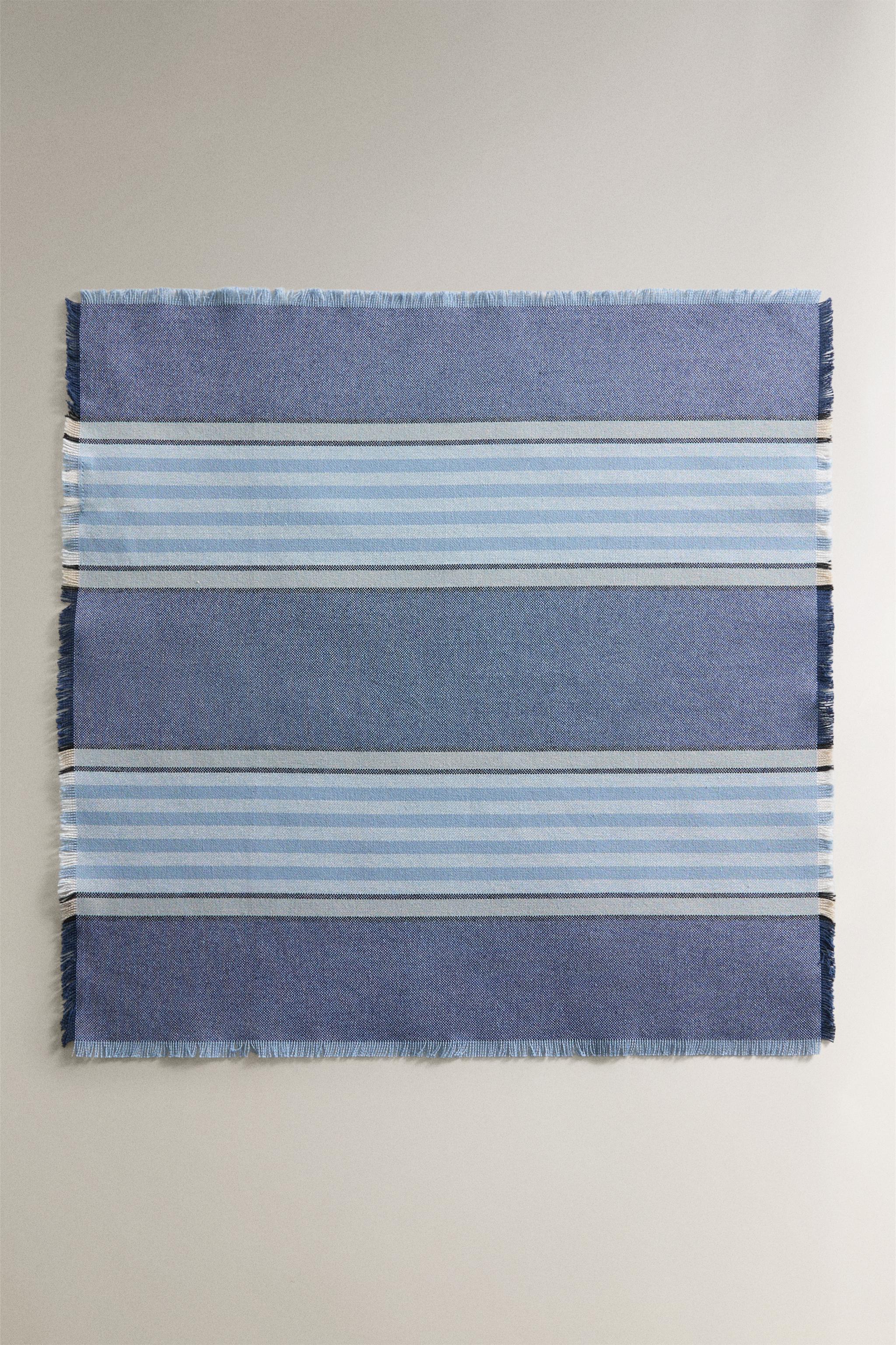 SET OF DYED THREAD STRIPED NAPKINS (SET OF 2)