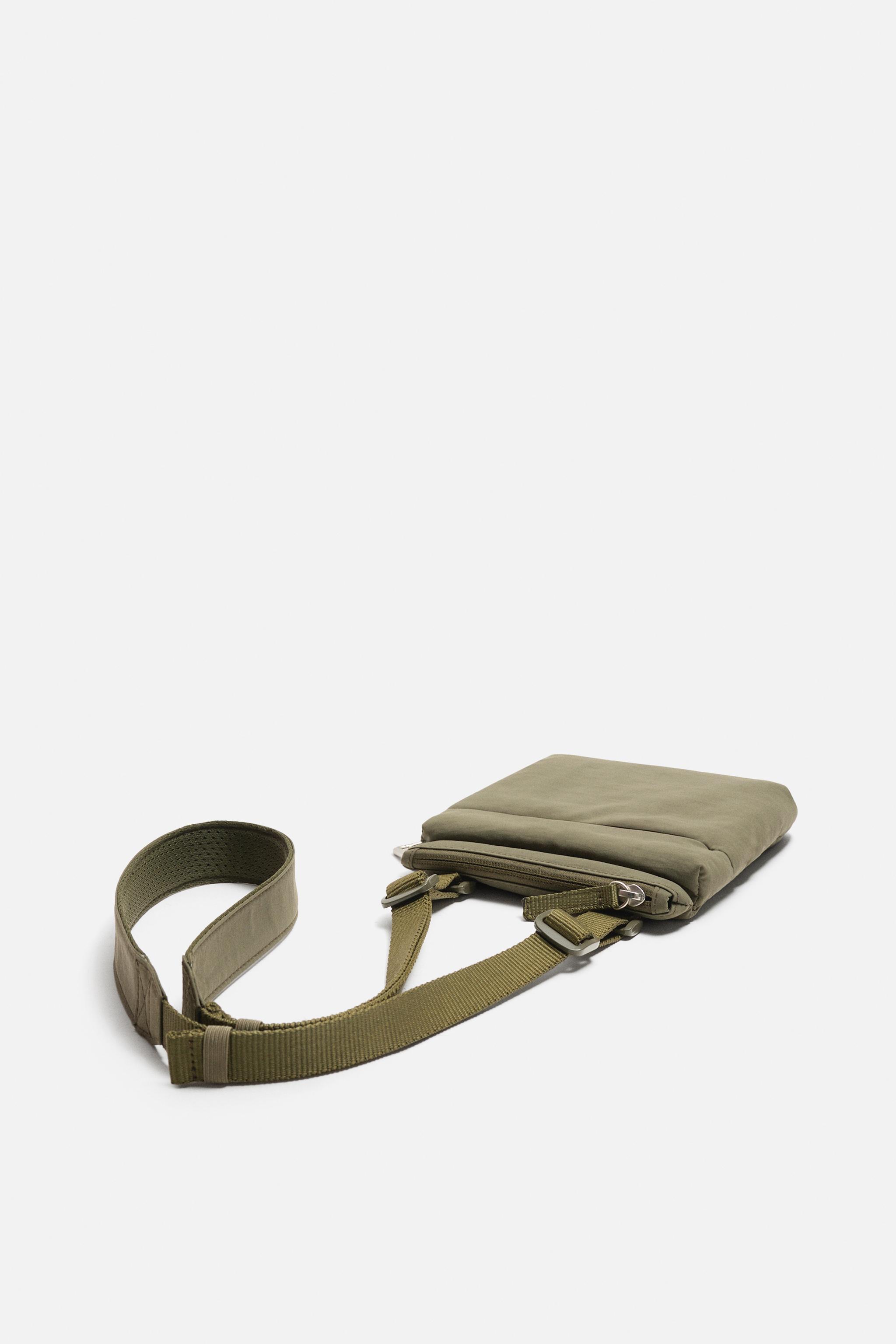 TECHNICAL CROSSBODY BAG