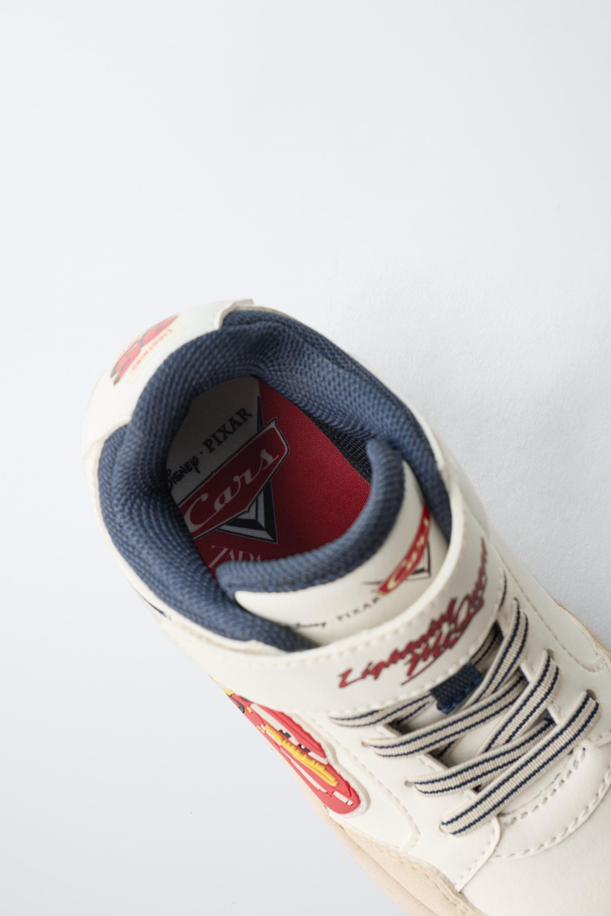 CARS LIGHTNING MCQUEEN © DISNEY SPORTS BOOT