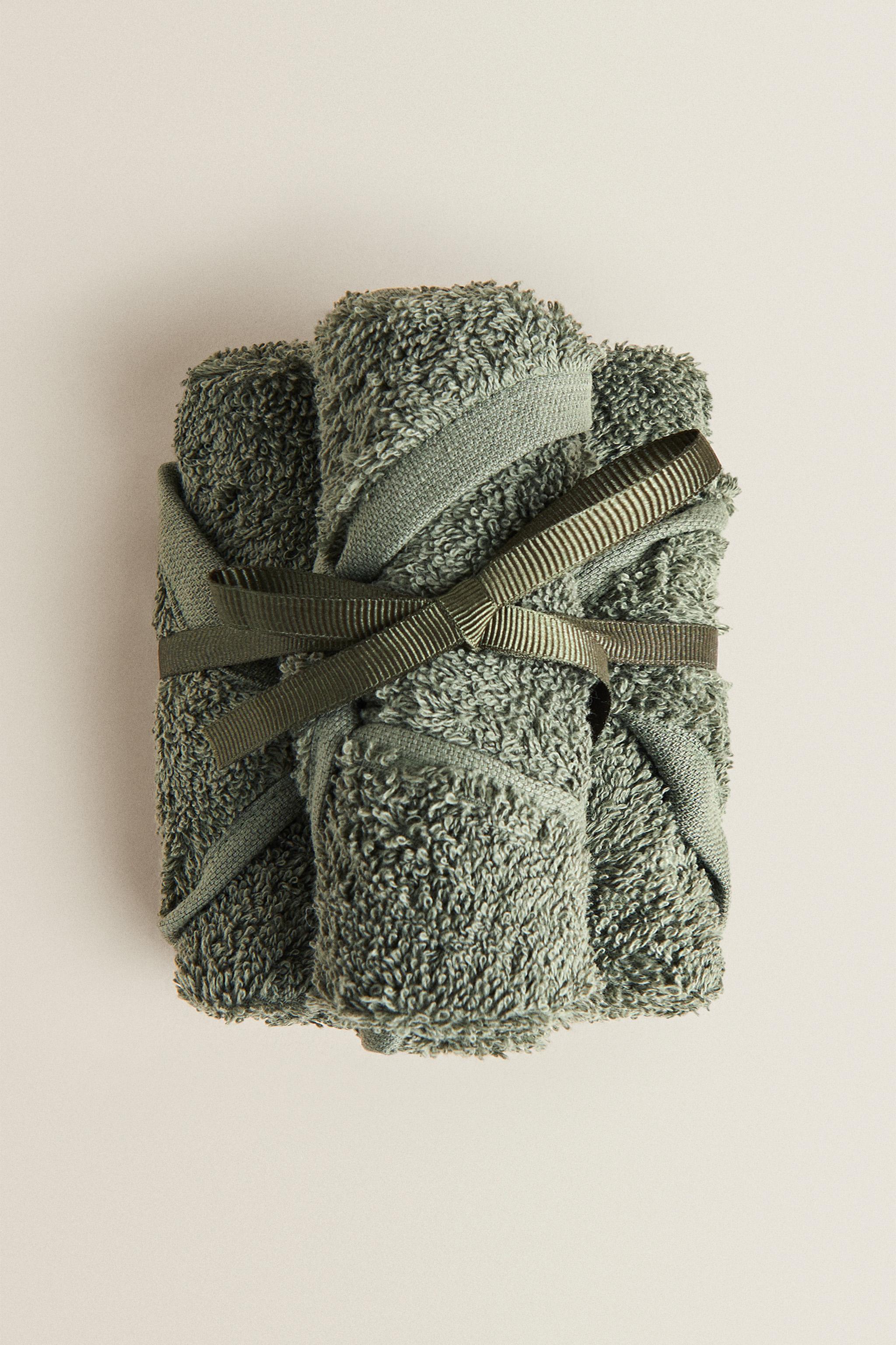 PACK OF COTTON HAND TOWELS (PACK OF 3)