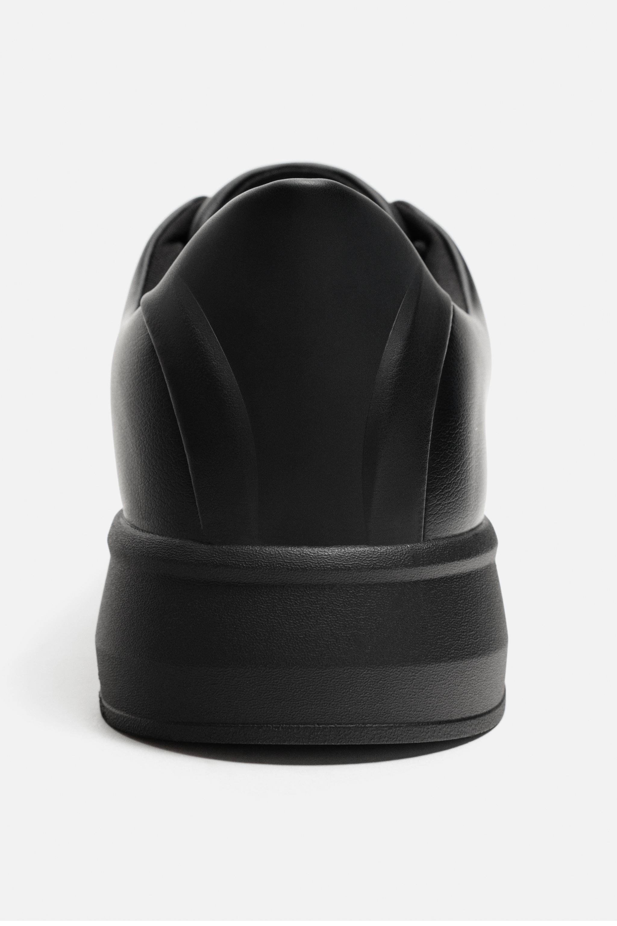 MONOCHROME CHUNKY SNEAKERS