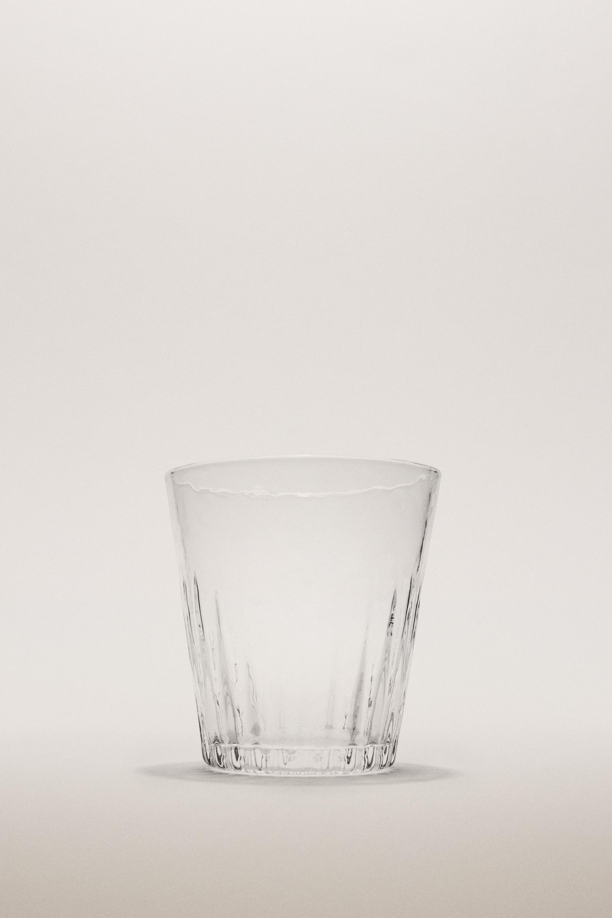 HAMMERED GLASS TUMBLER