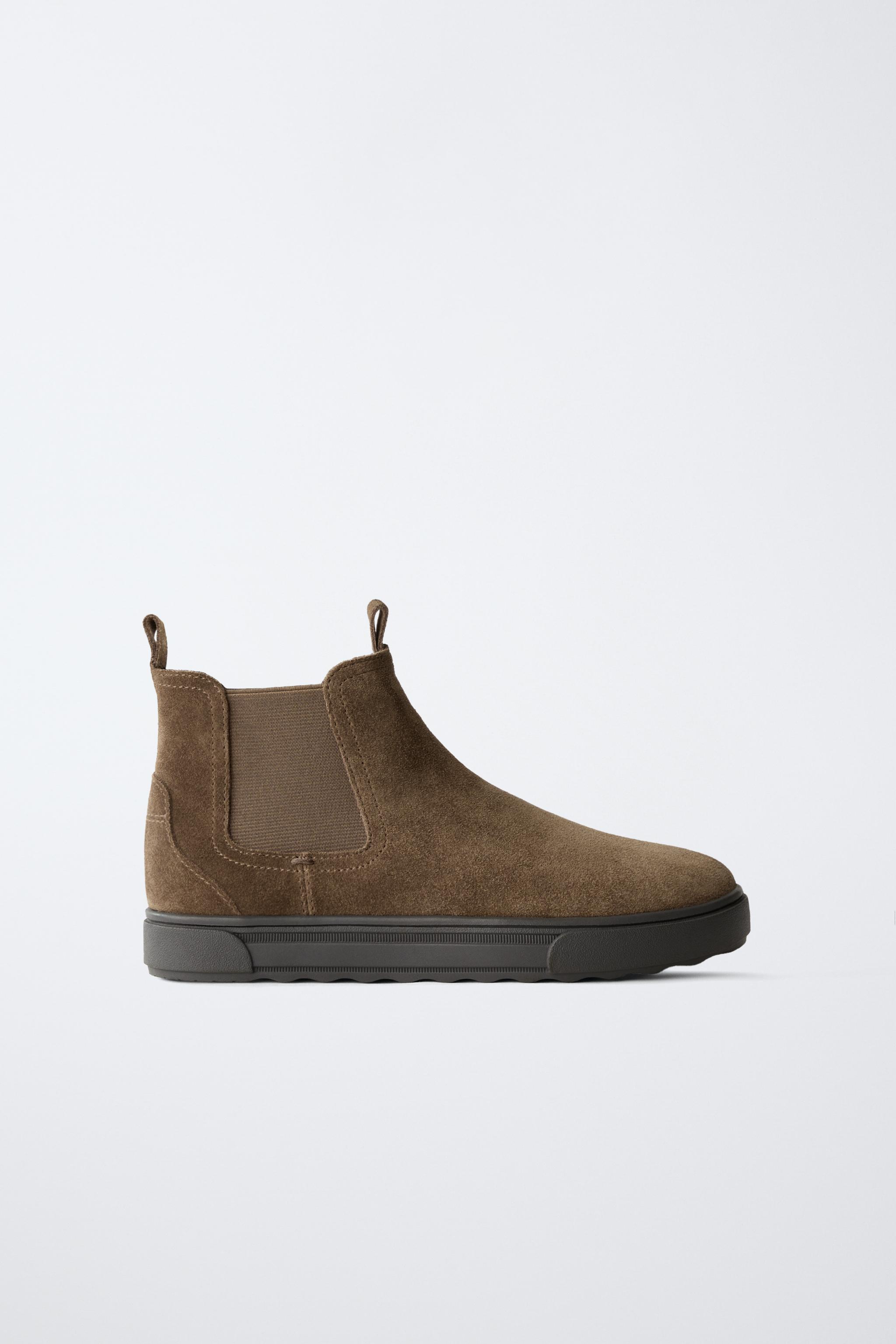 SPLIT LEATHER CHELSEA ANKLE BOOTS