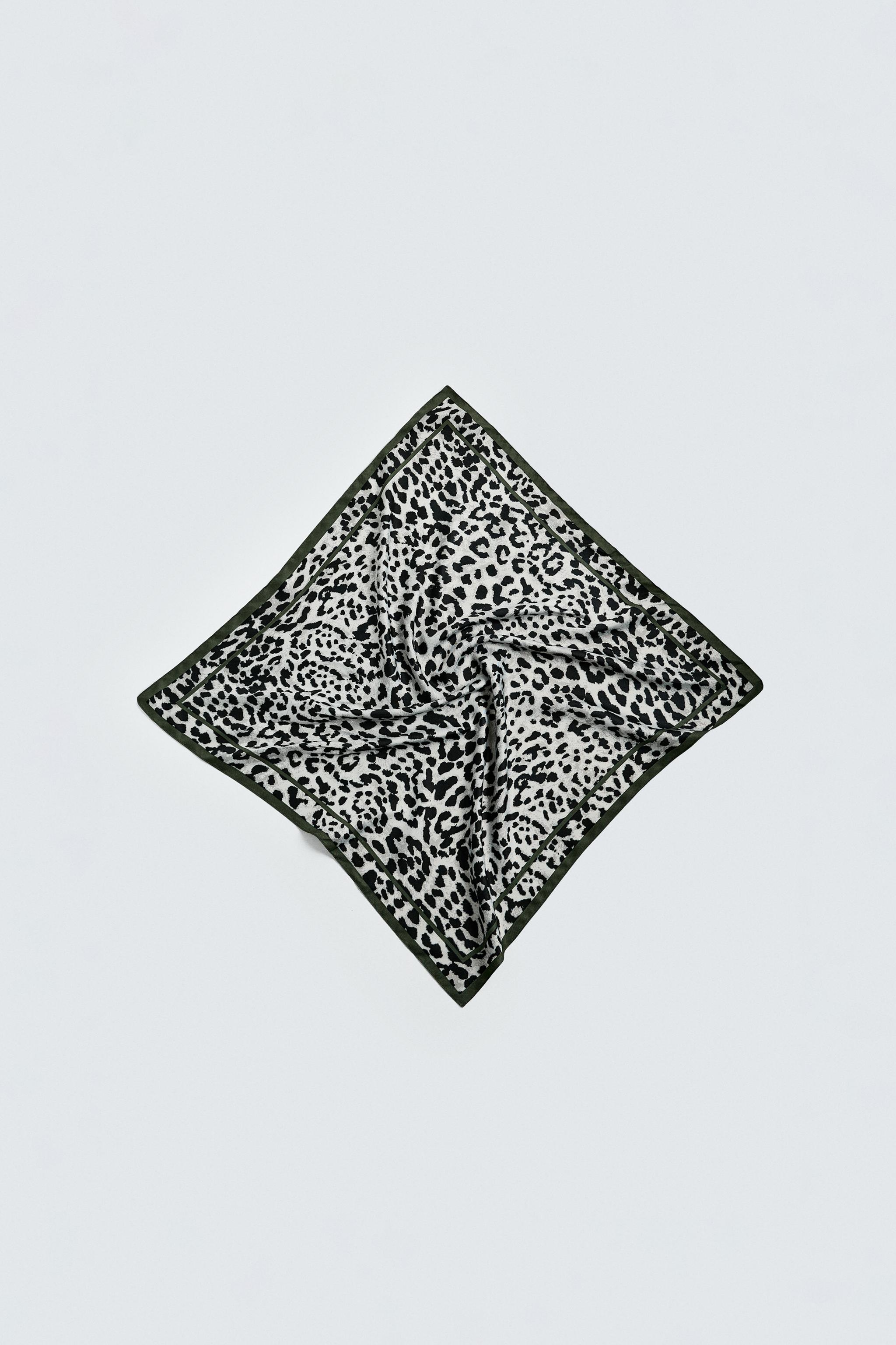 ANIMAL PRINT BANDANA
