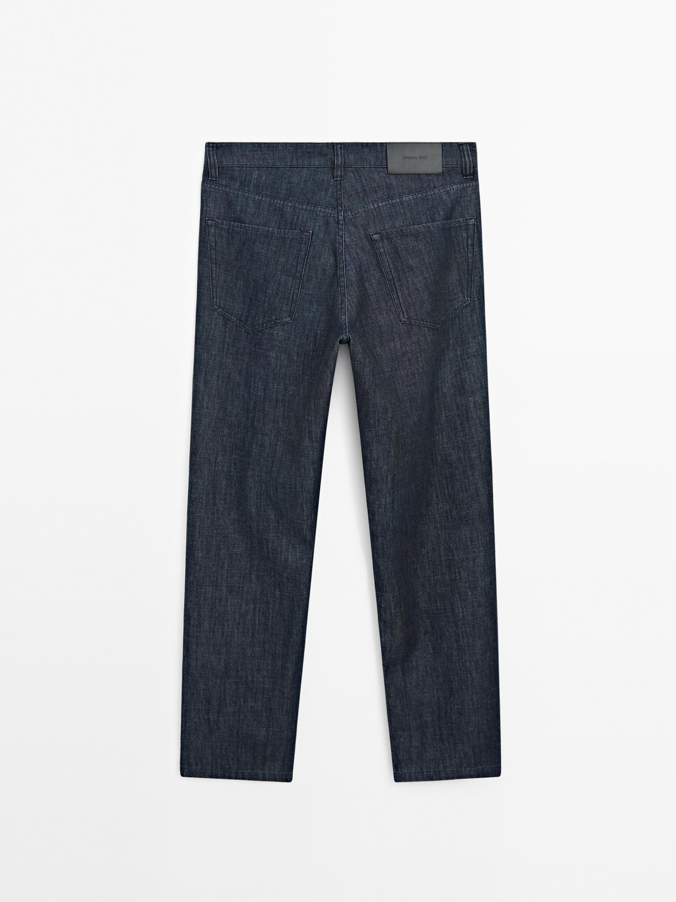 Lightweight tapered fit jeans
