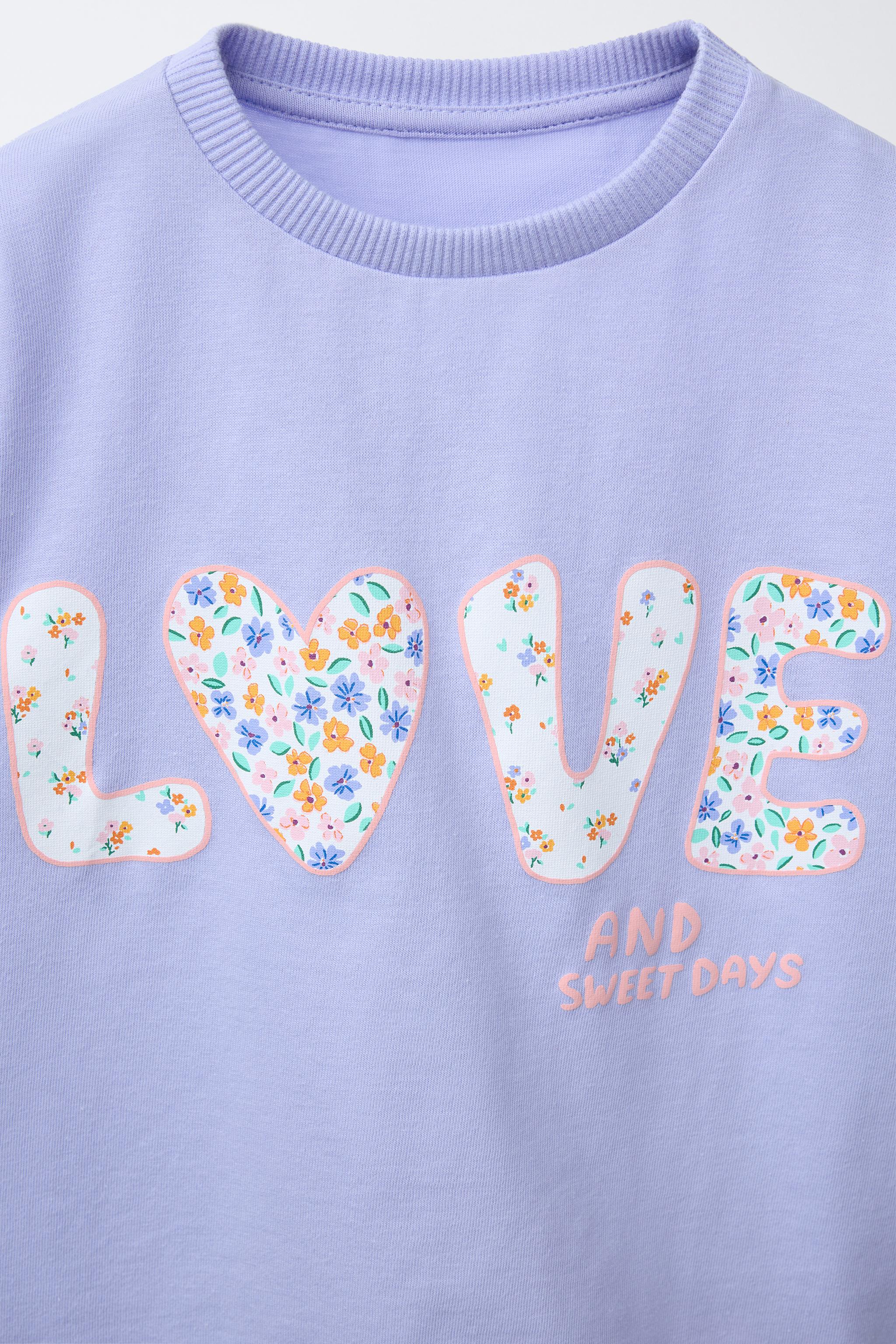 PRINTED JOGGING T-SHIRT AND CYCLING LEGGINGS SET