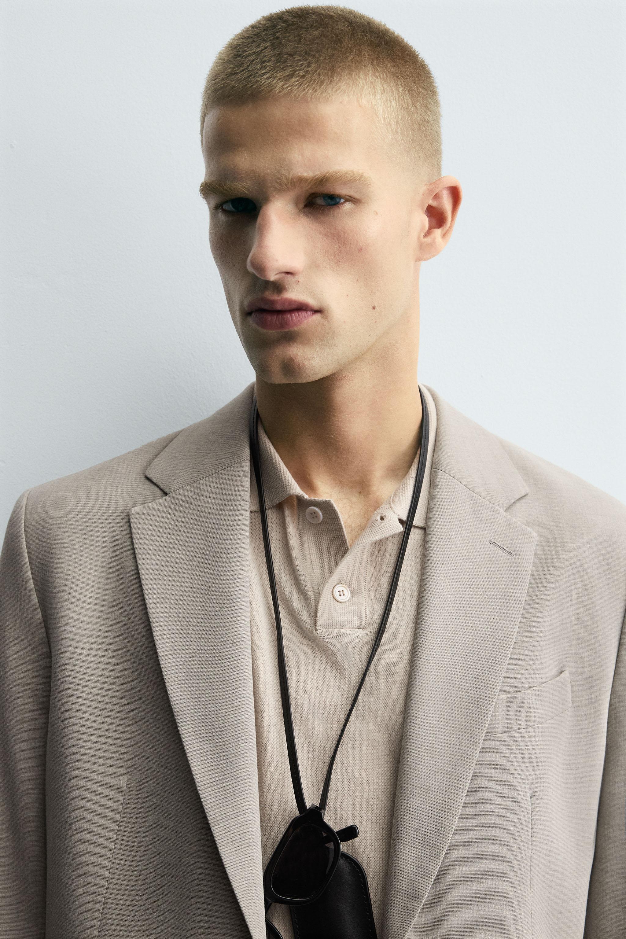 TEXTURED SUIT BLAZER