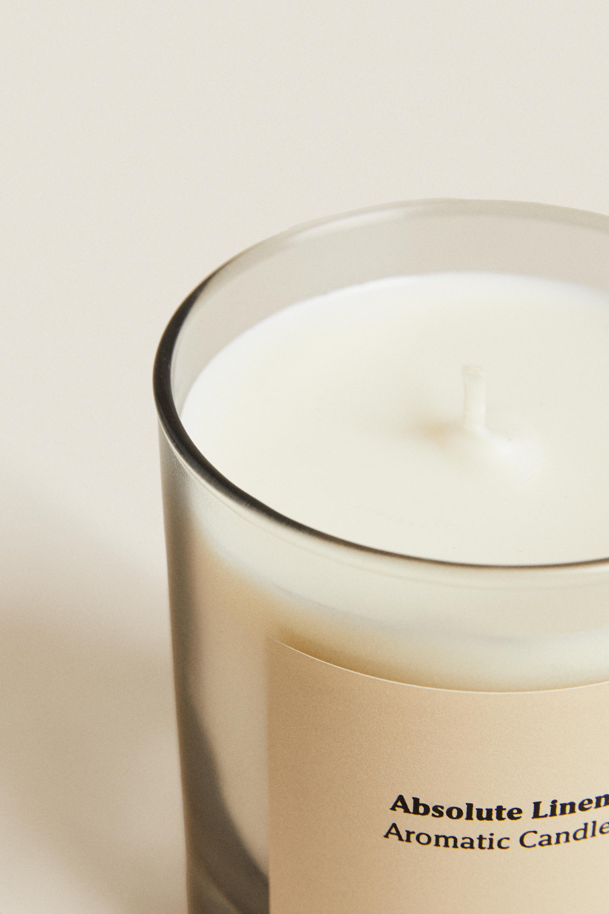 (200 G) ABSOLUTE LINEN SCENTED CANDLE