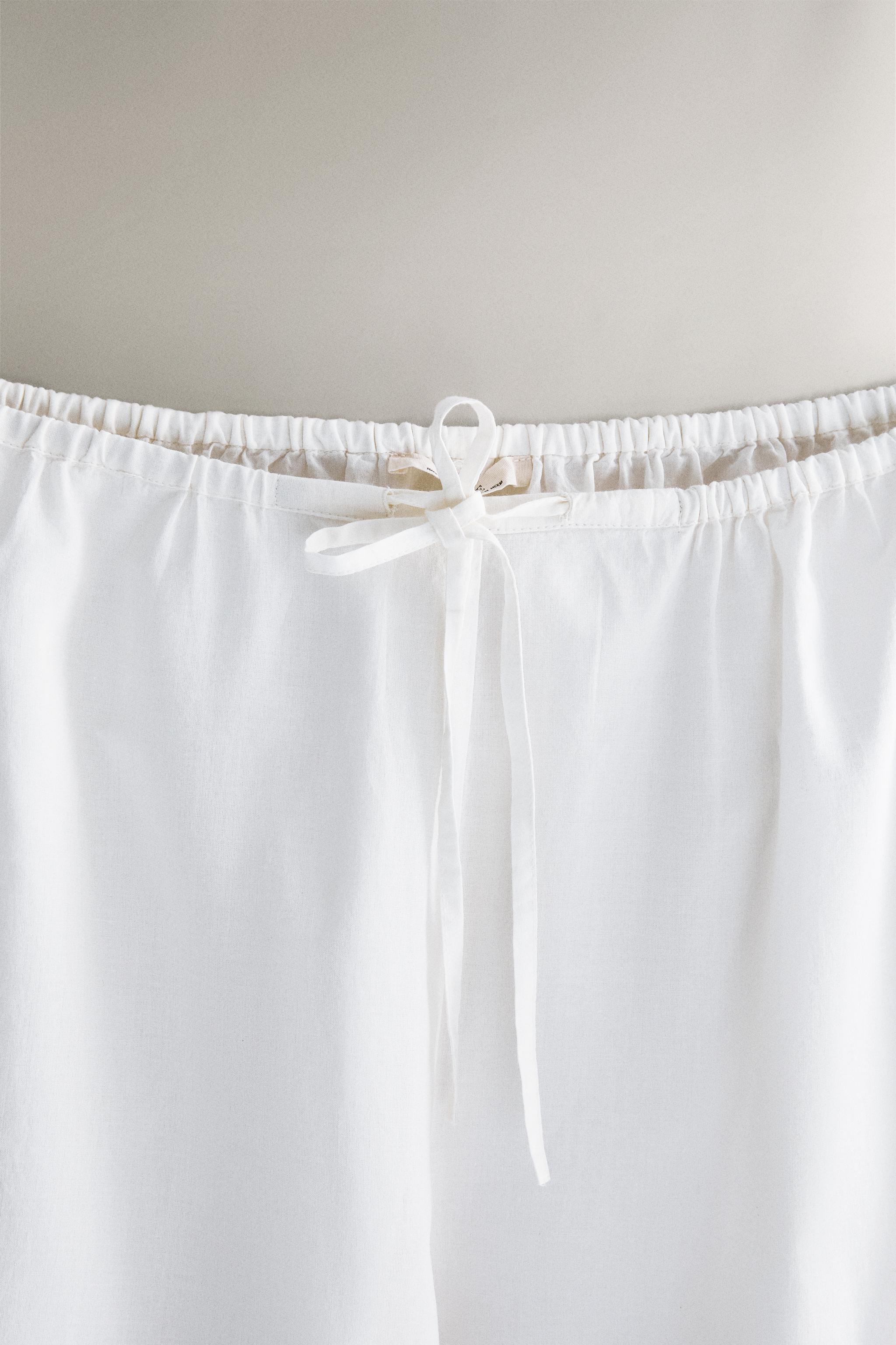 CROPPED PANTS WITH SEAMS