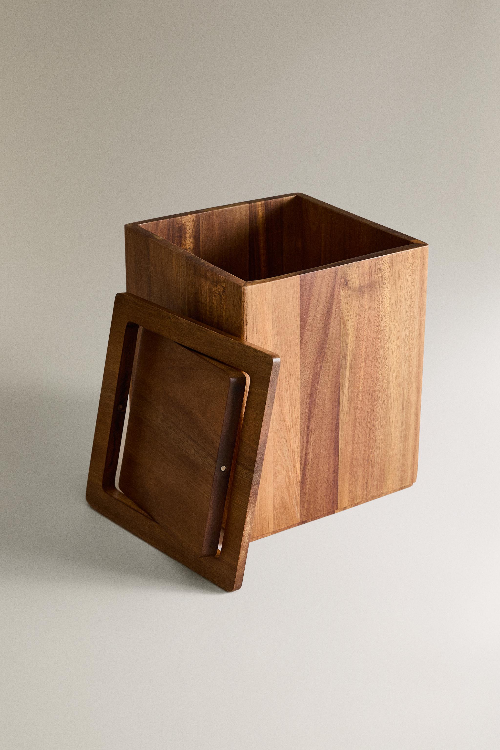 SQUARE WOODEN BATHROOM TRASH CAN