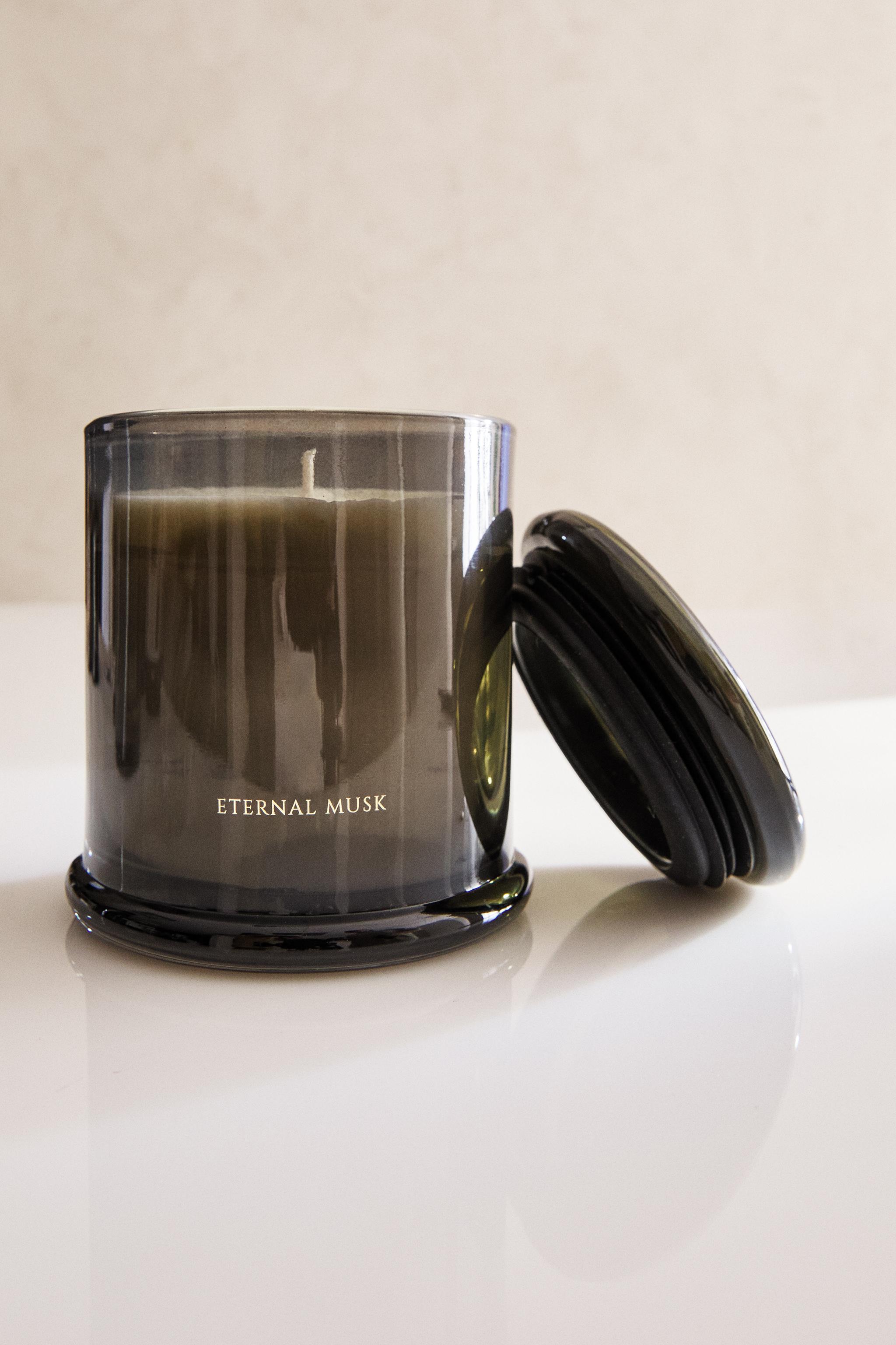 (350 G) ETERNAL MUSK SCENTED CANDLE