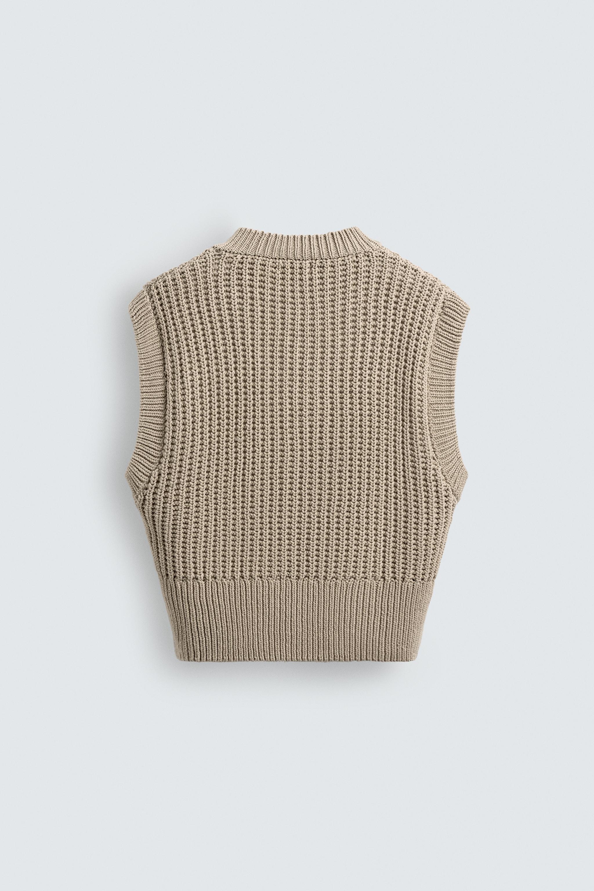 BOXY FIT KNIT VEST
