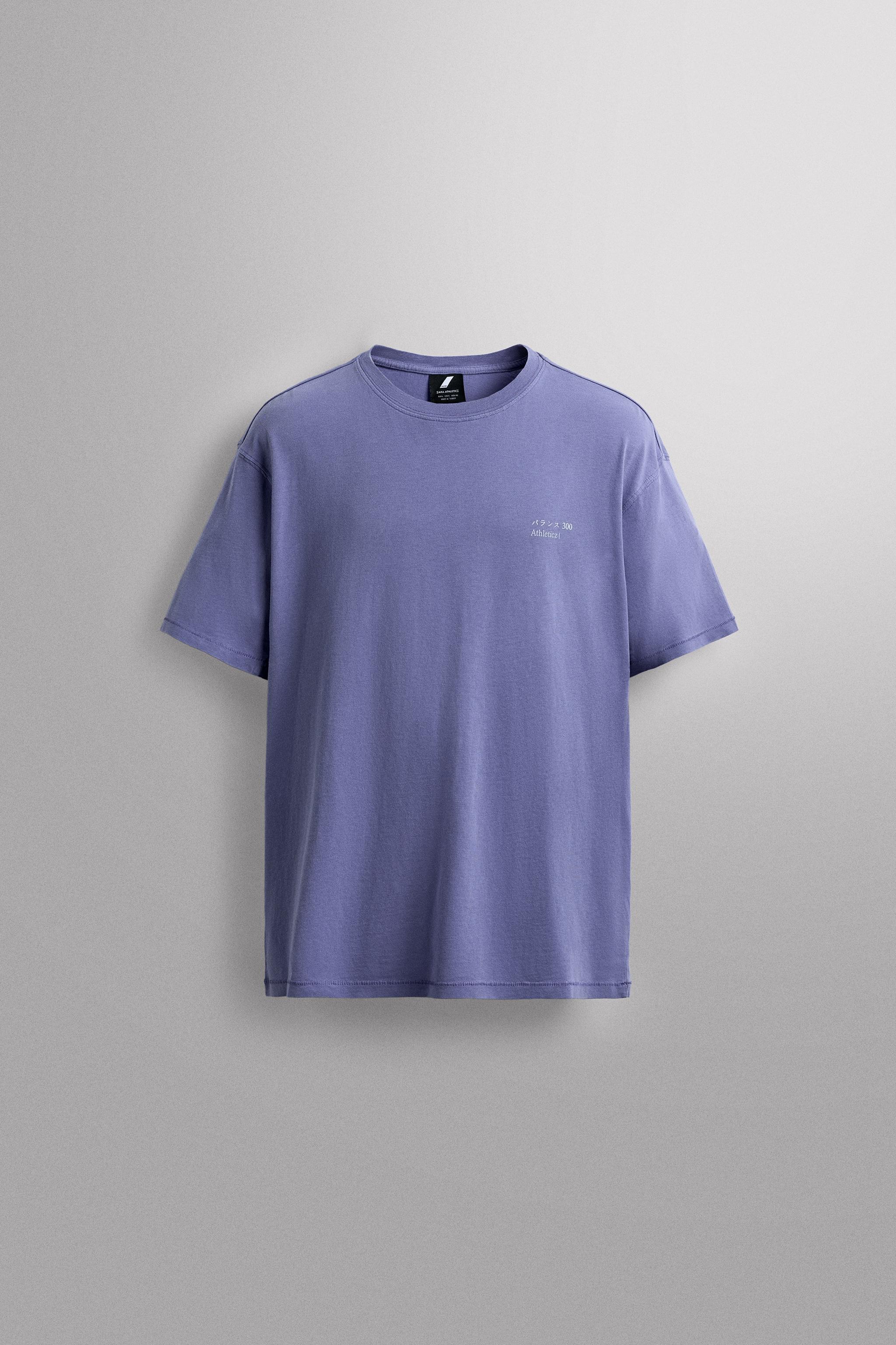 GRAPHIC PRINT T-SHIRT