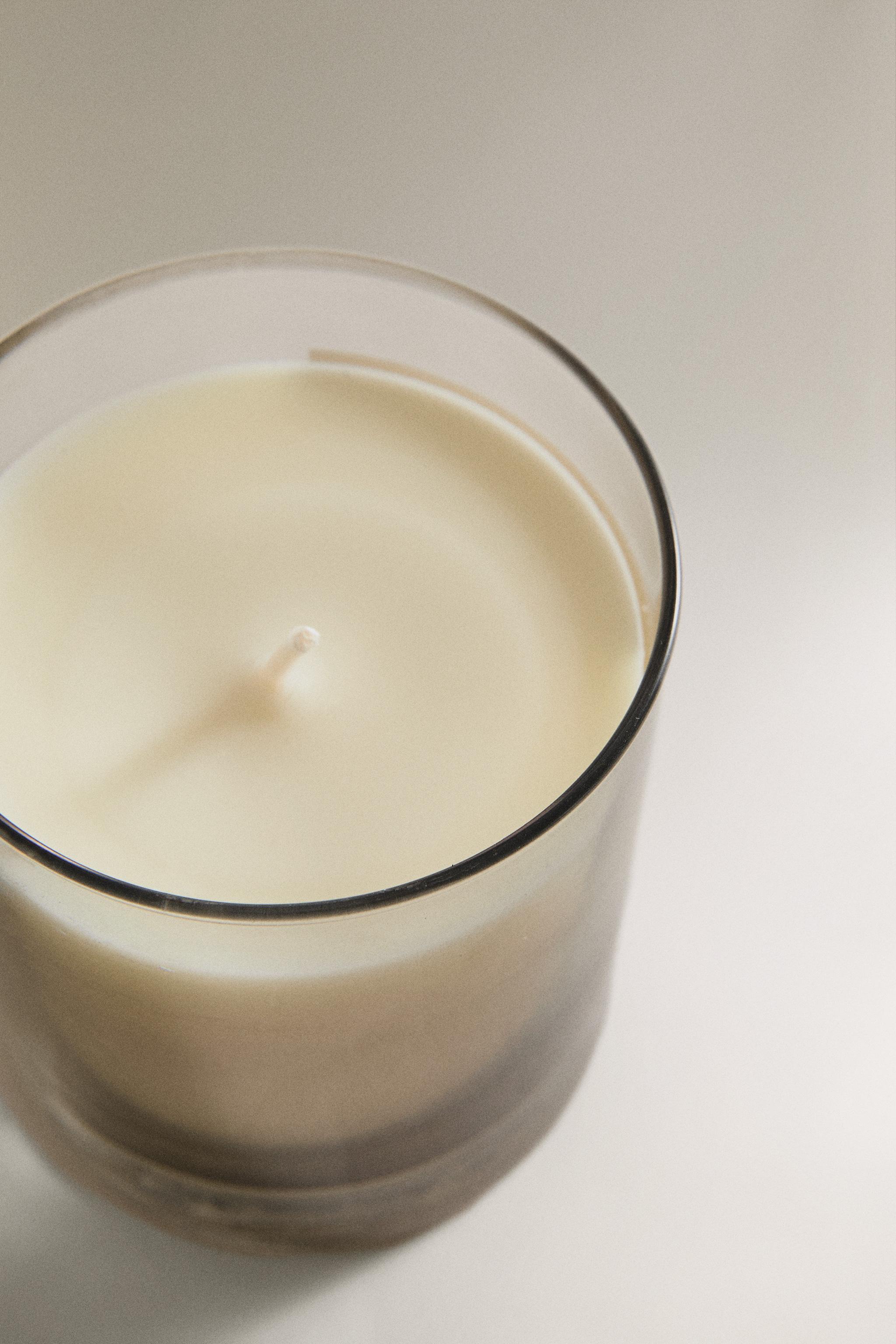 (200 G) LEMON BERGAMOT SCENTED CANDLE