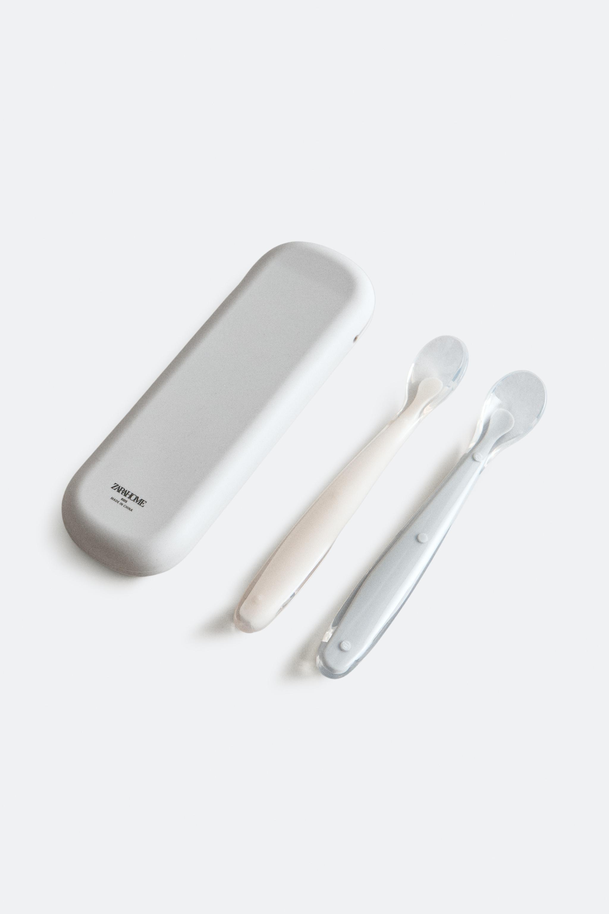 CHILDREN'S SET OF SILICONE SPOONS