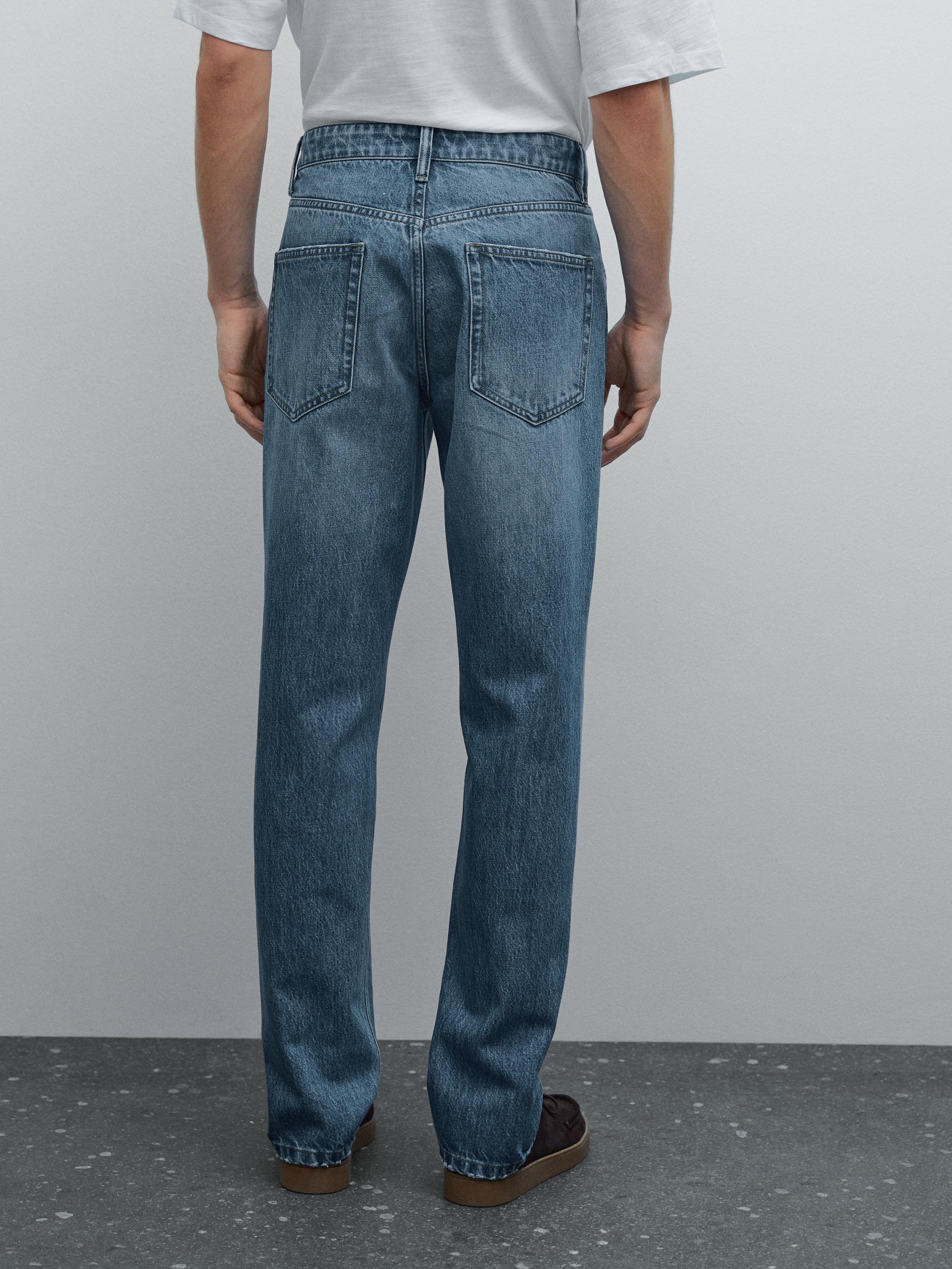 Tapered fit jeans