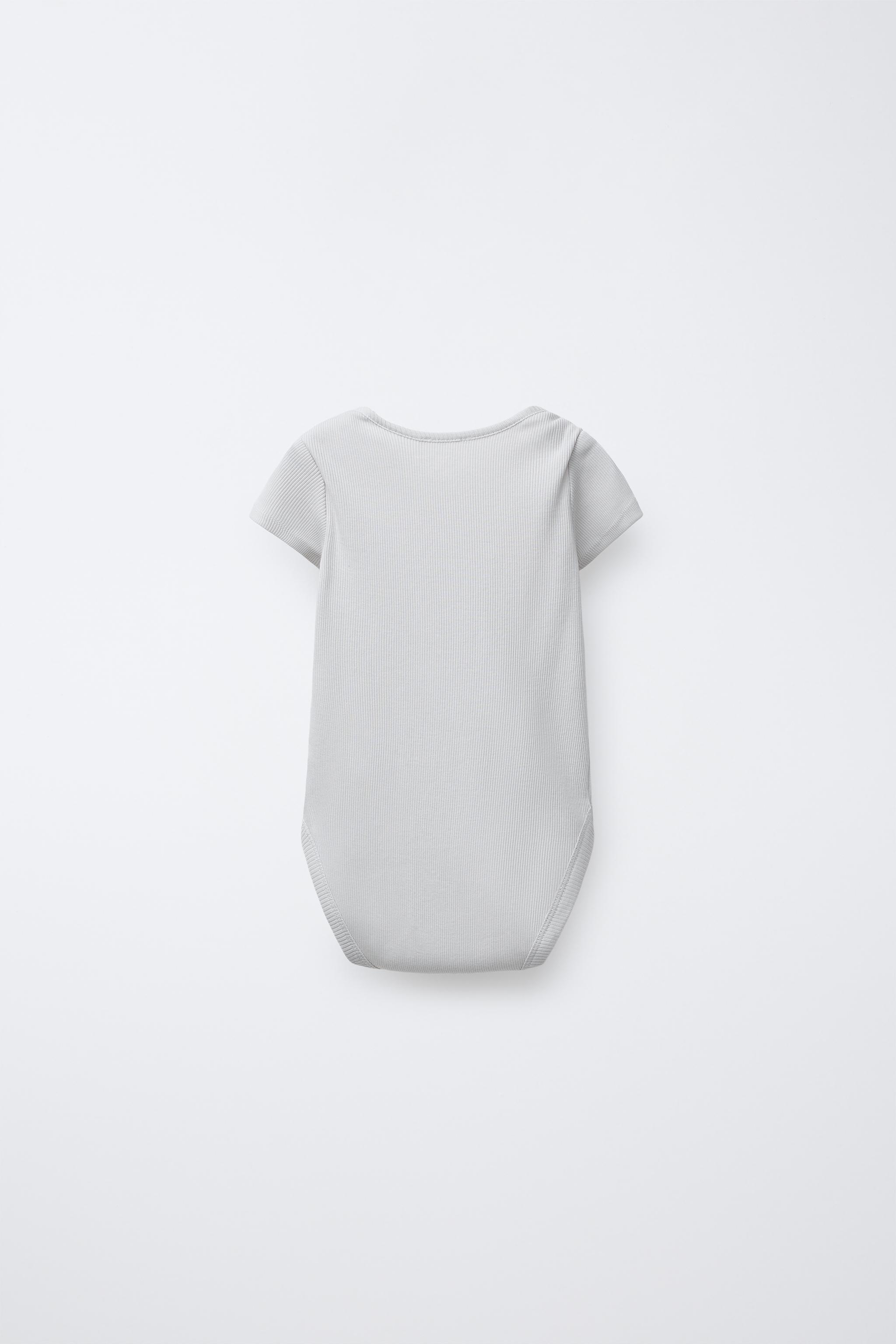 THREE-PACK OF SHORT SLEEVE BODYSUITS WITH TWIGS