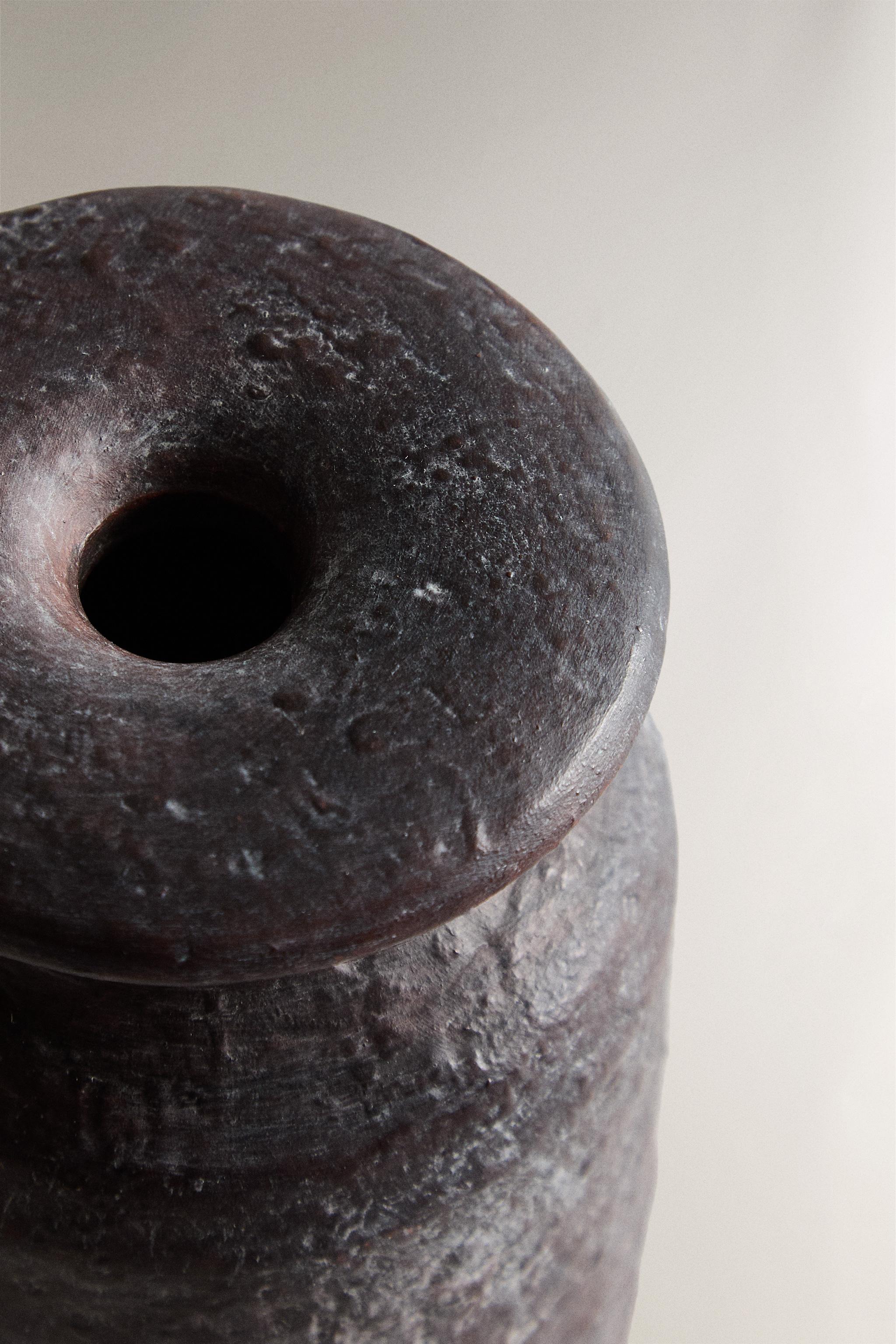 BROWN CERAMIC EMBELLISHER FOR SCENTED REED DIFFUSERS