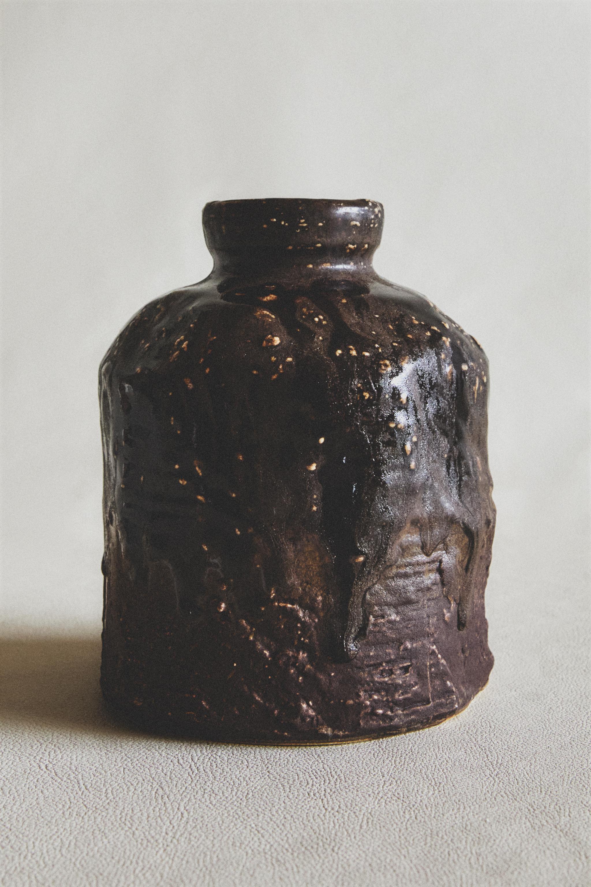 TEXTURED CERAMIC VASE