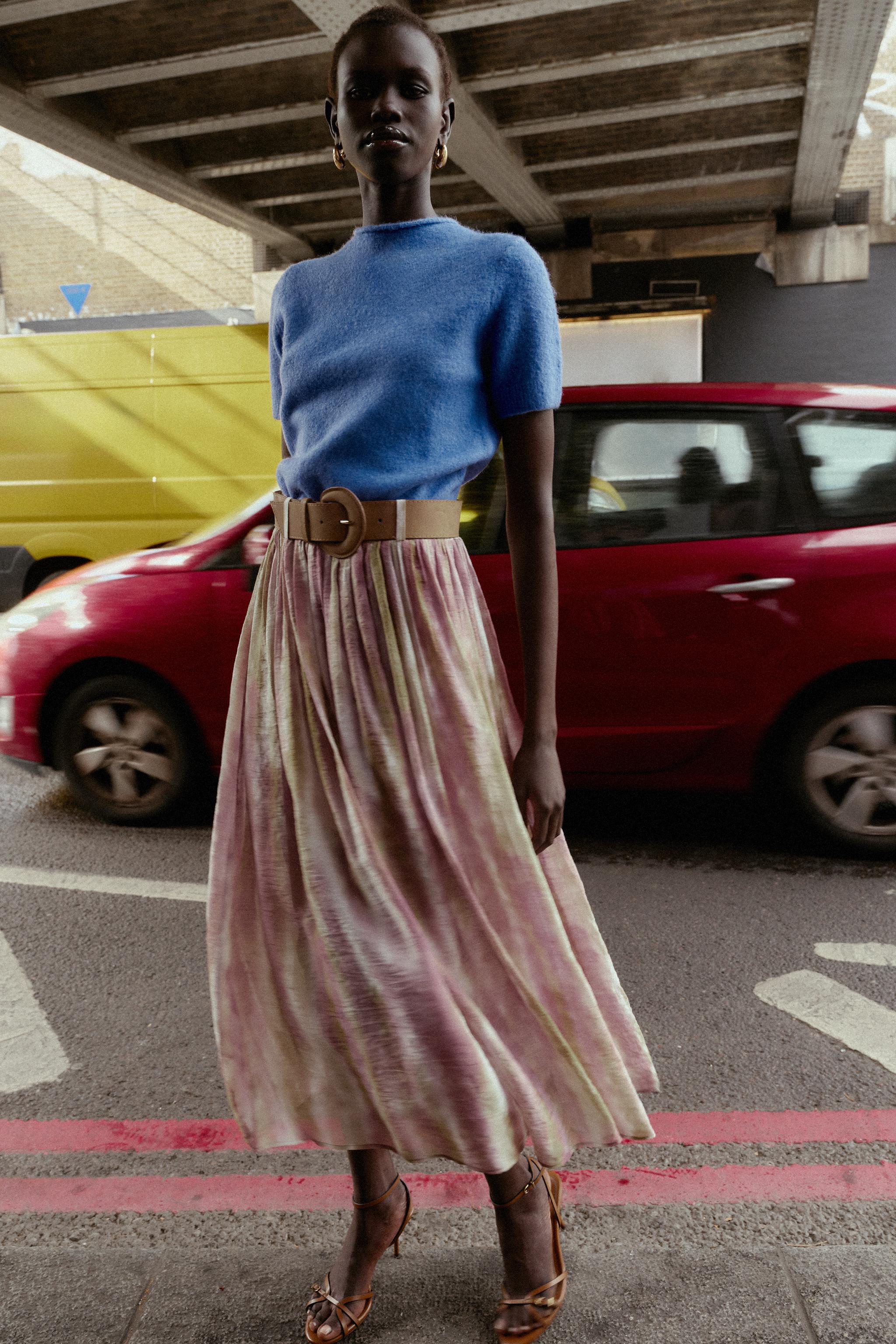 PRINTED MIDI SKIRT WITH BELT