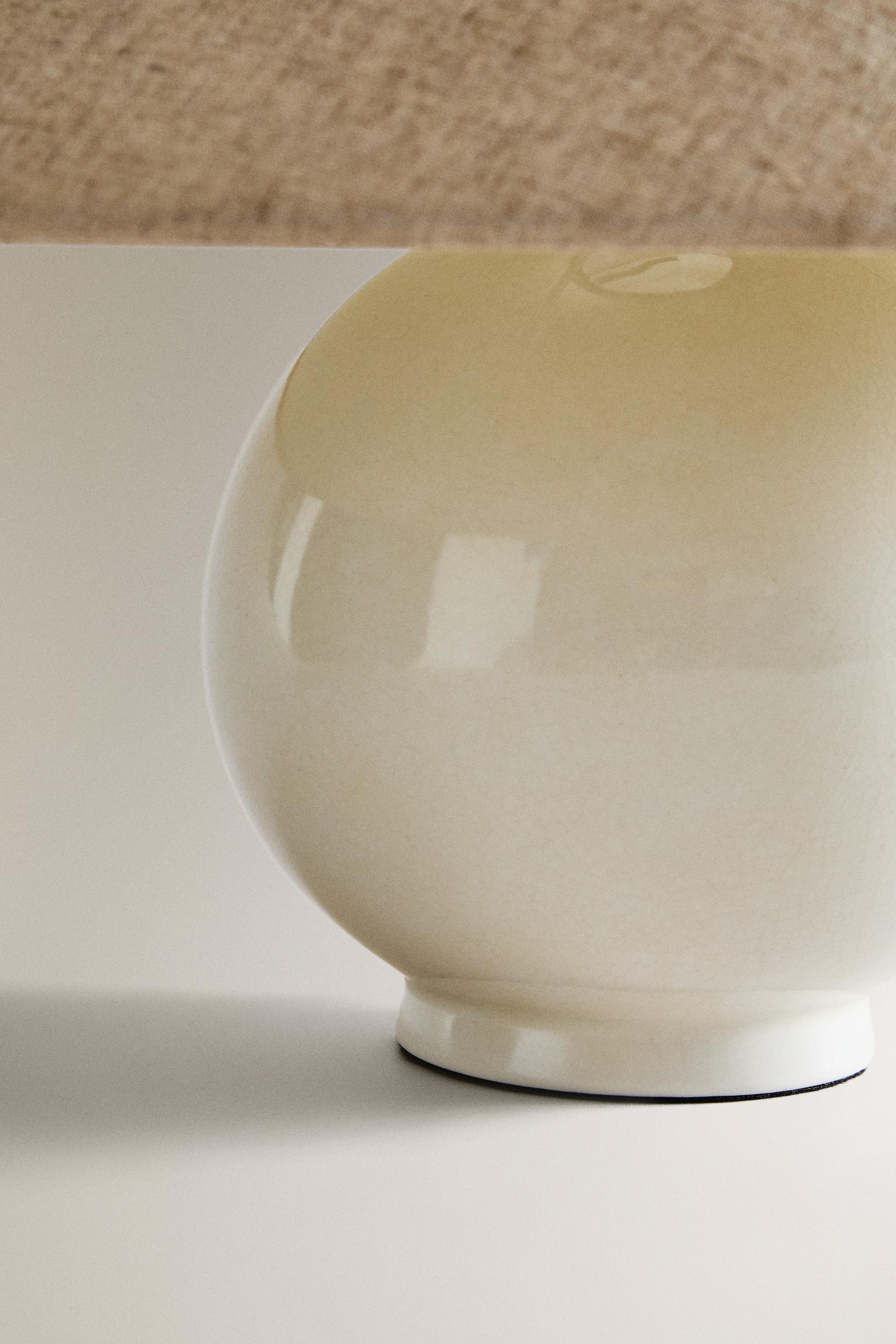 CERAMIC TABLE LAMP