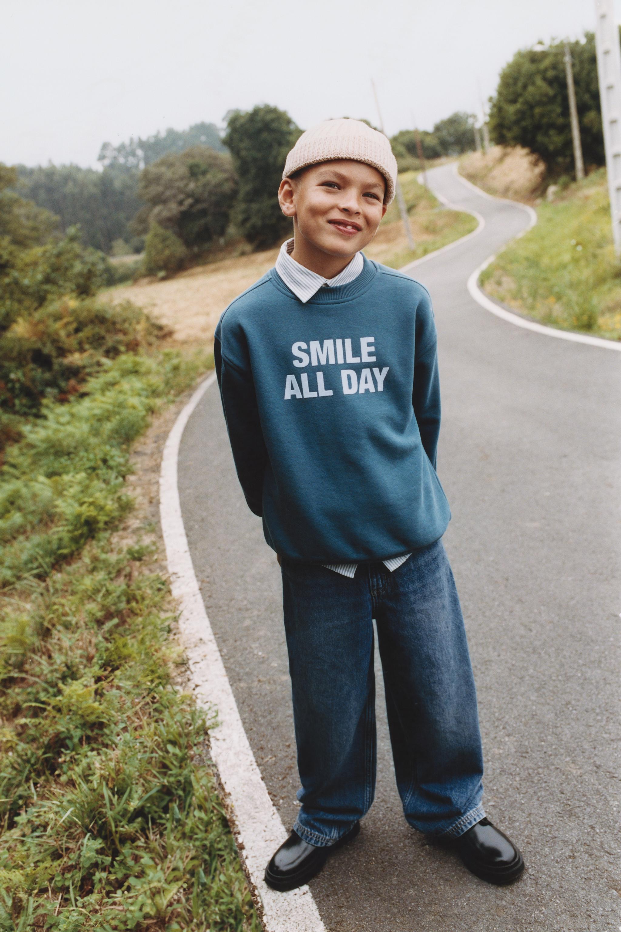 FLOCKED TEXT SWEATSHIRT