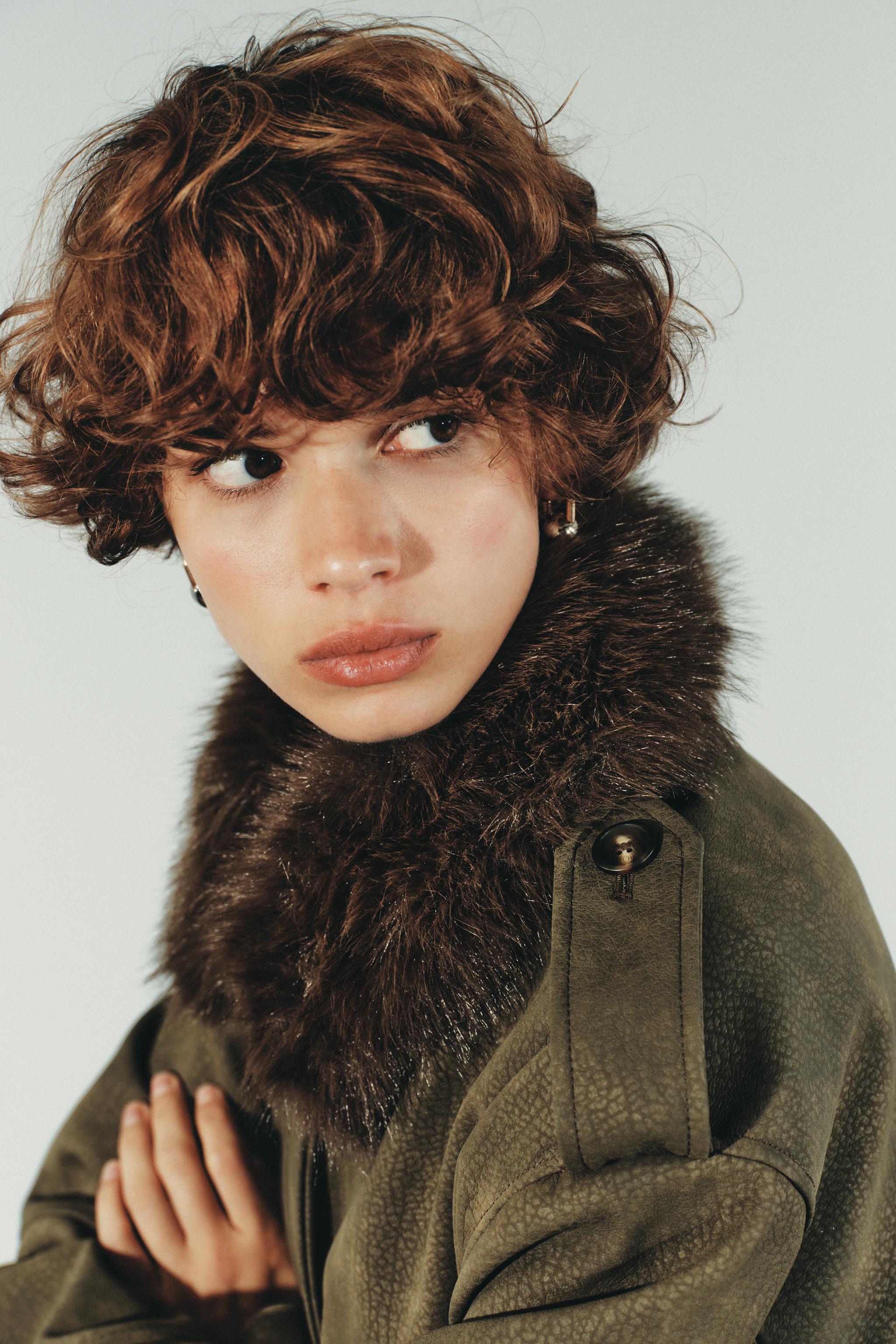 REMOVABLE COLLAR FAUX SUEDE JACKET