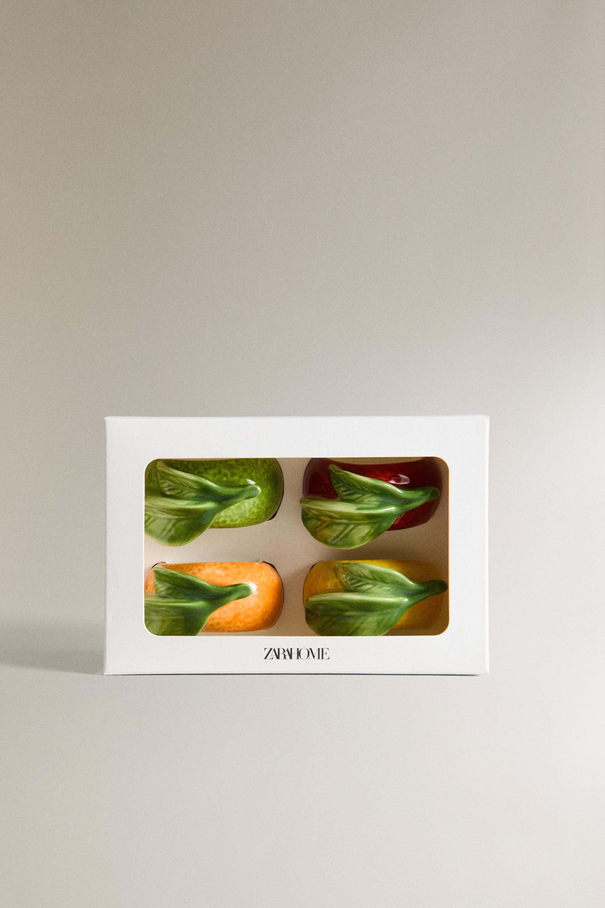 PACK OF FRUIT PORCELAIN NAPKIN RINGS (PACK OF 4)