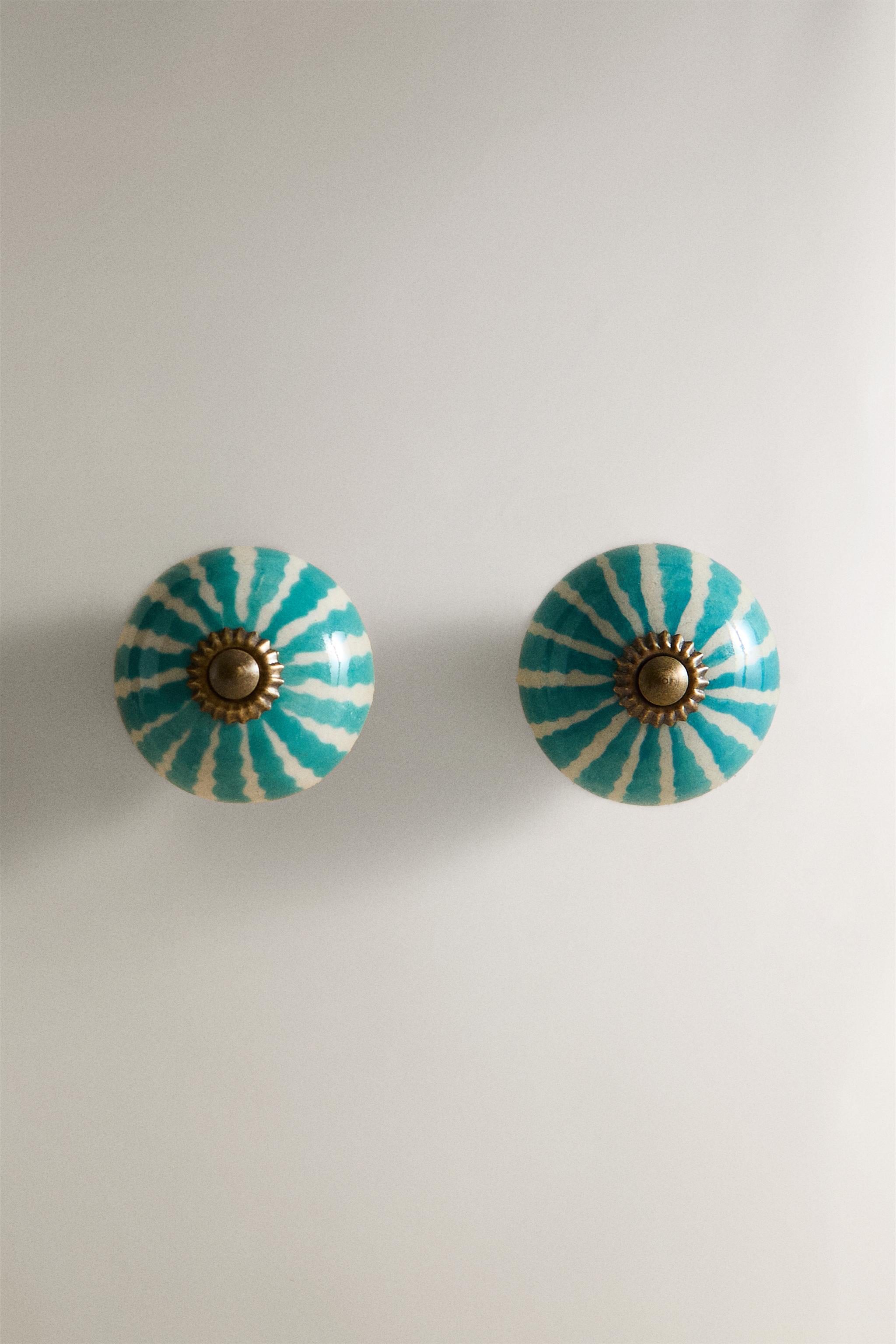 SET OF CERAMIC FLOWER KNOBS (SET OF 2)