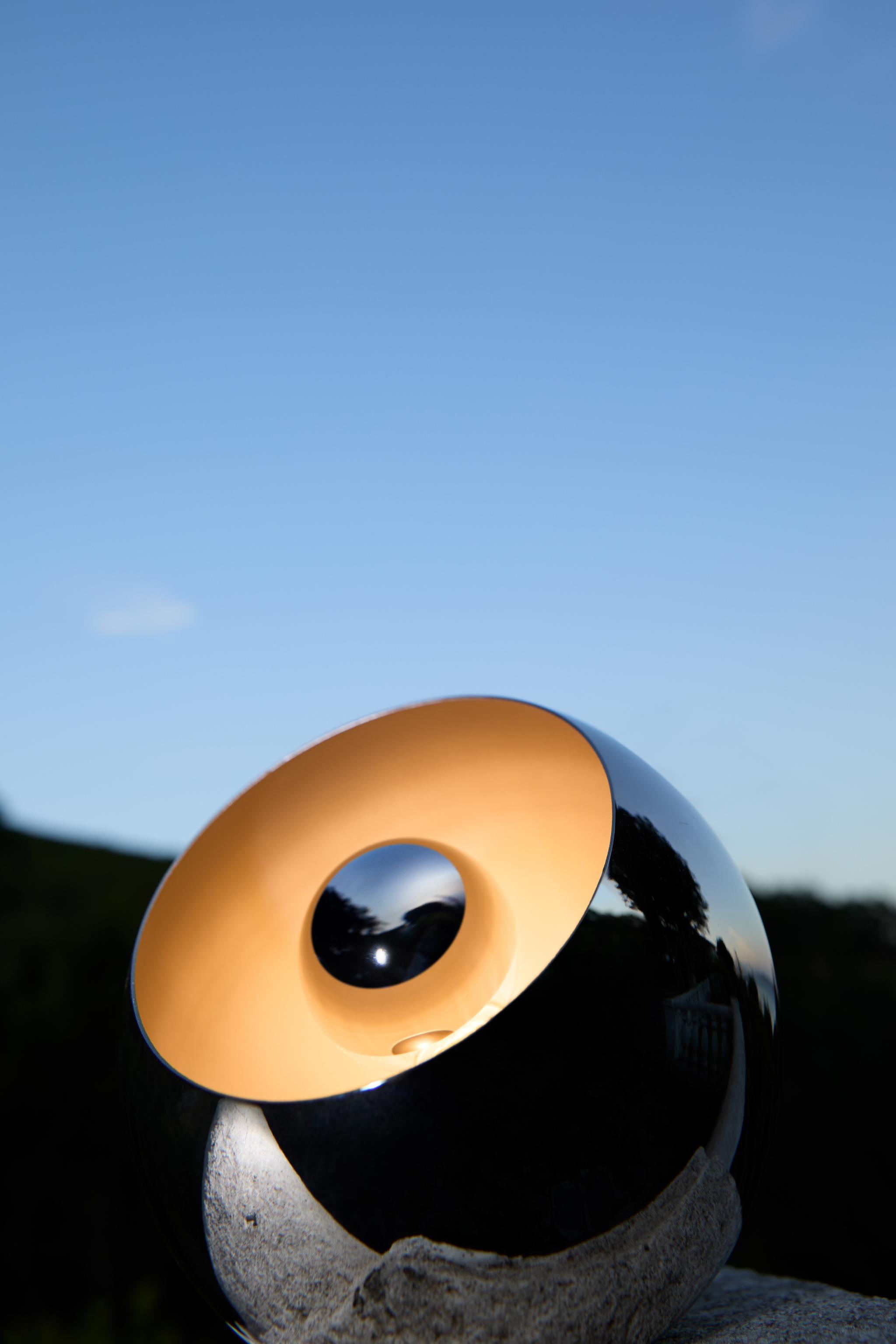 SEMI SPHERE TABLE LAMP