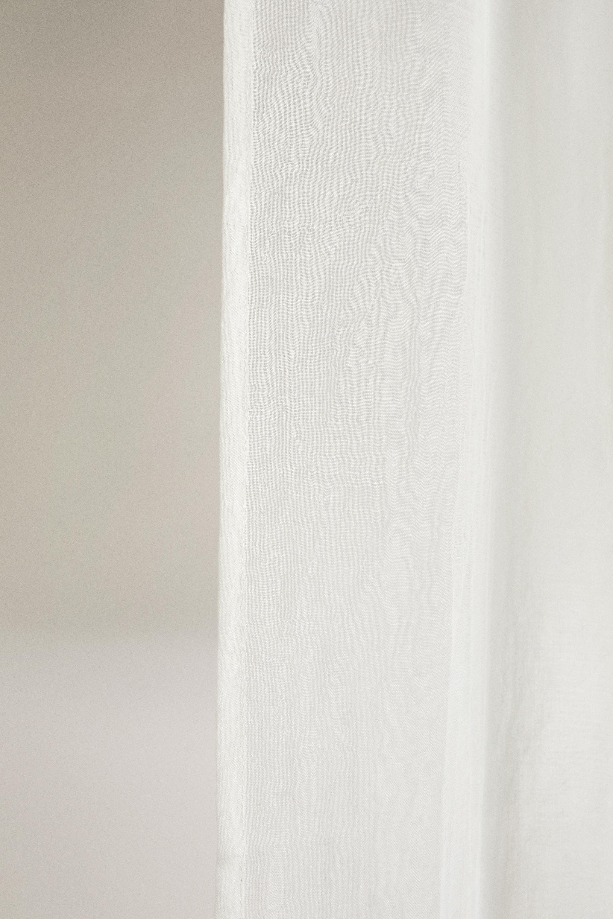 VERY LOW OPACITY SHEER CURTAIN