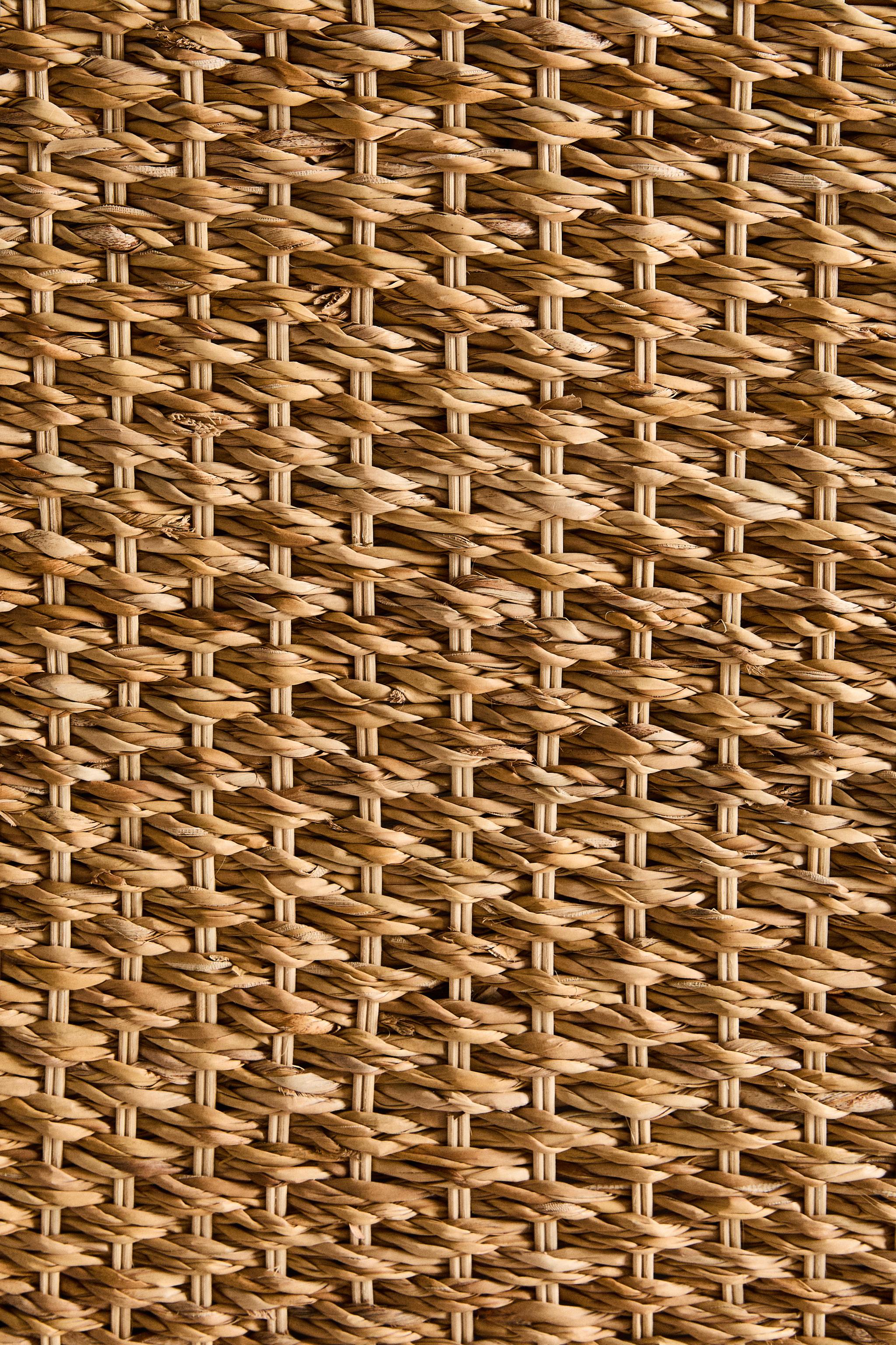 LAUNDRY HAMPER WITH FABRIC LINING